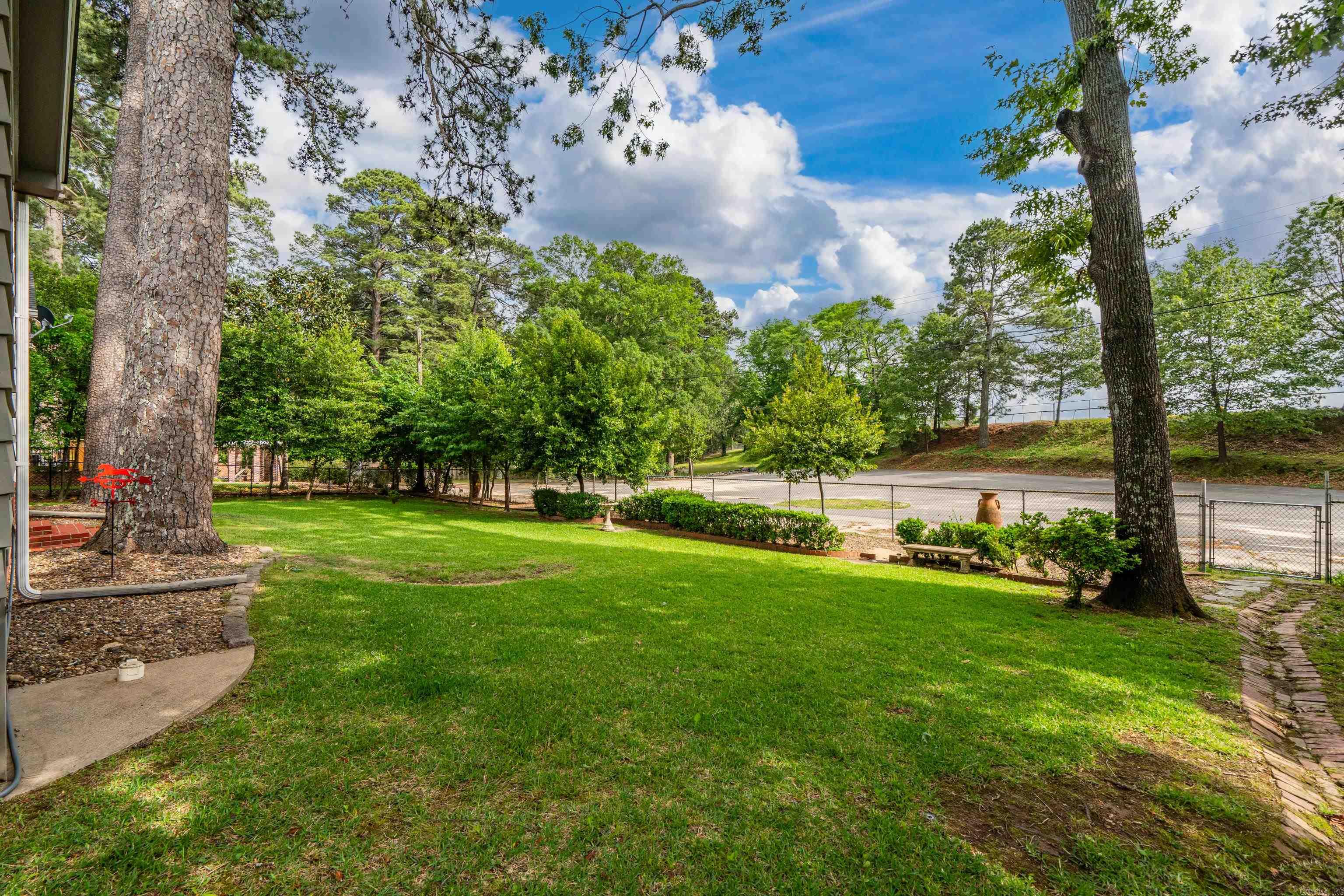 TRIVISTA - Residential