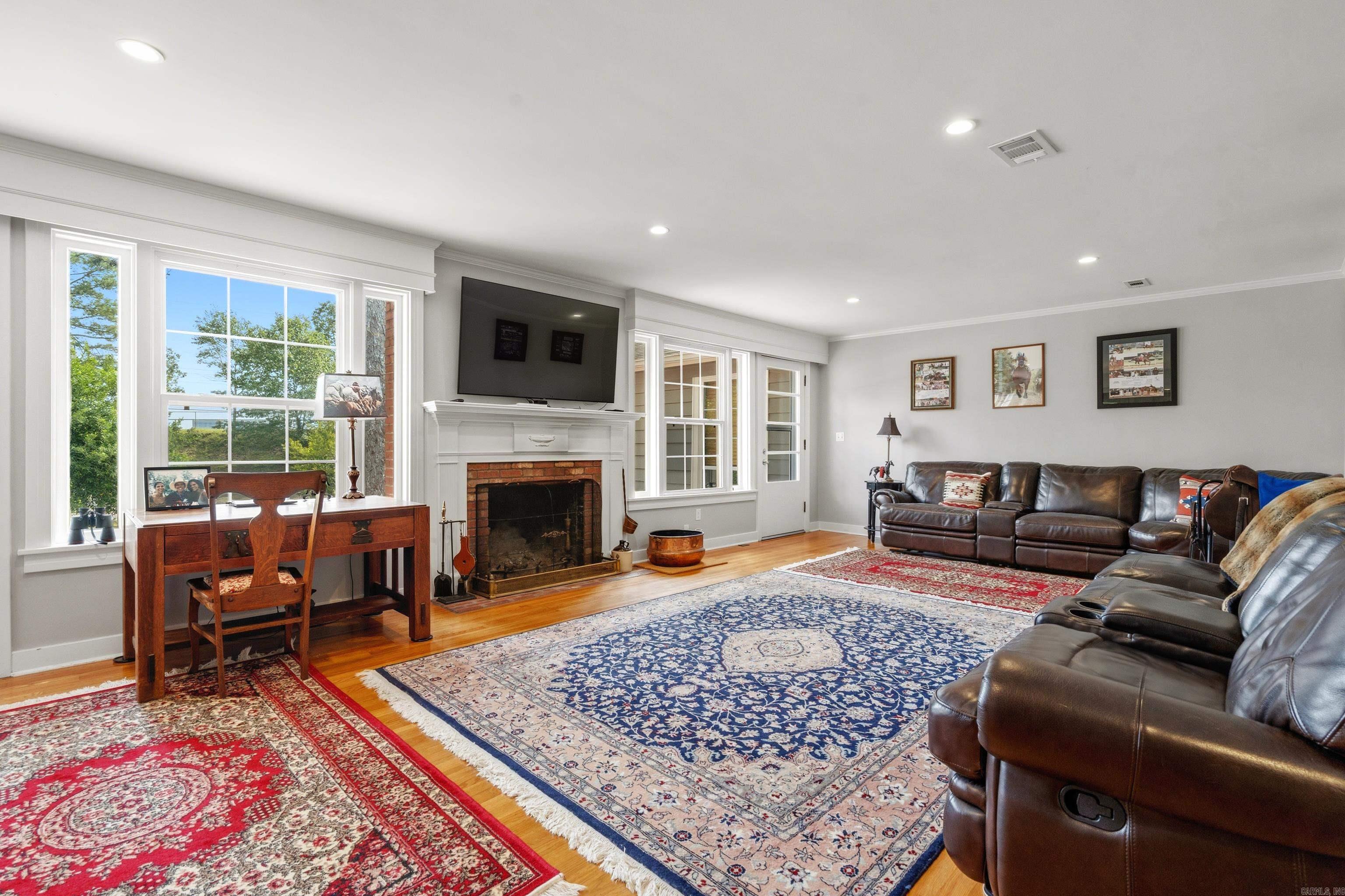 TRIVISTA - Residential