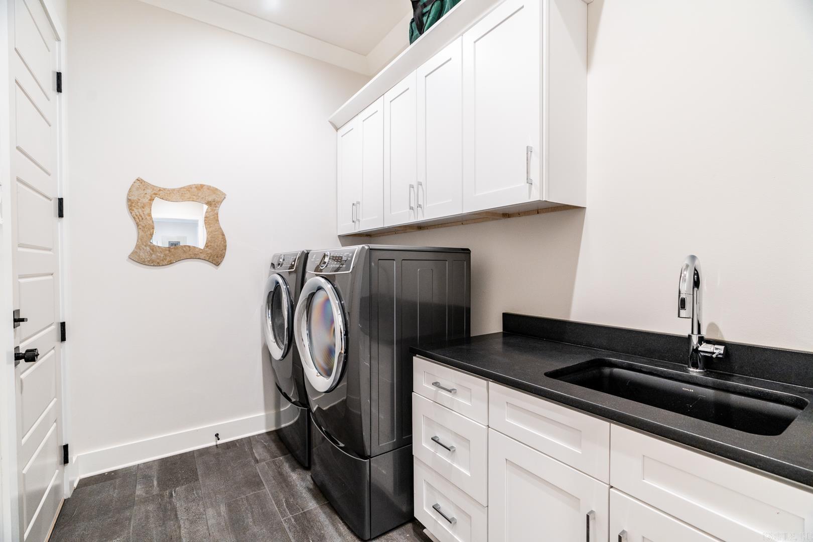 HOLLYWOOD - Residential