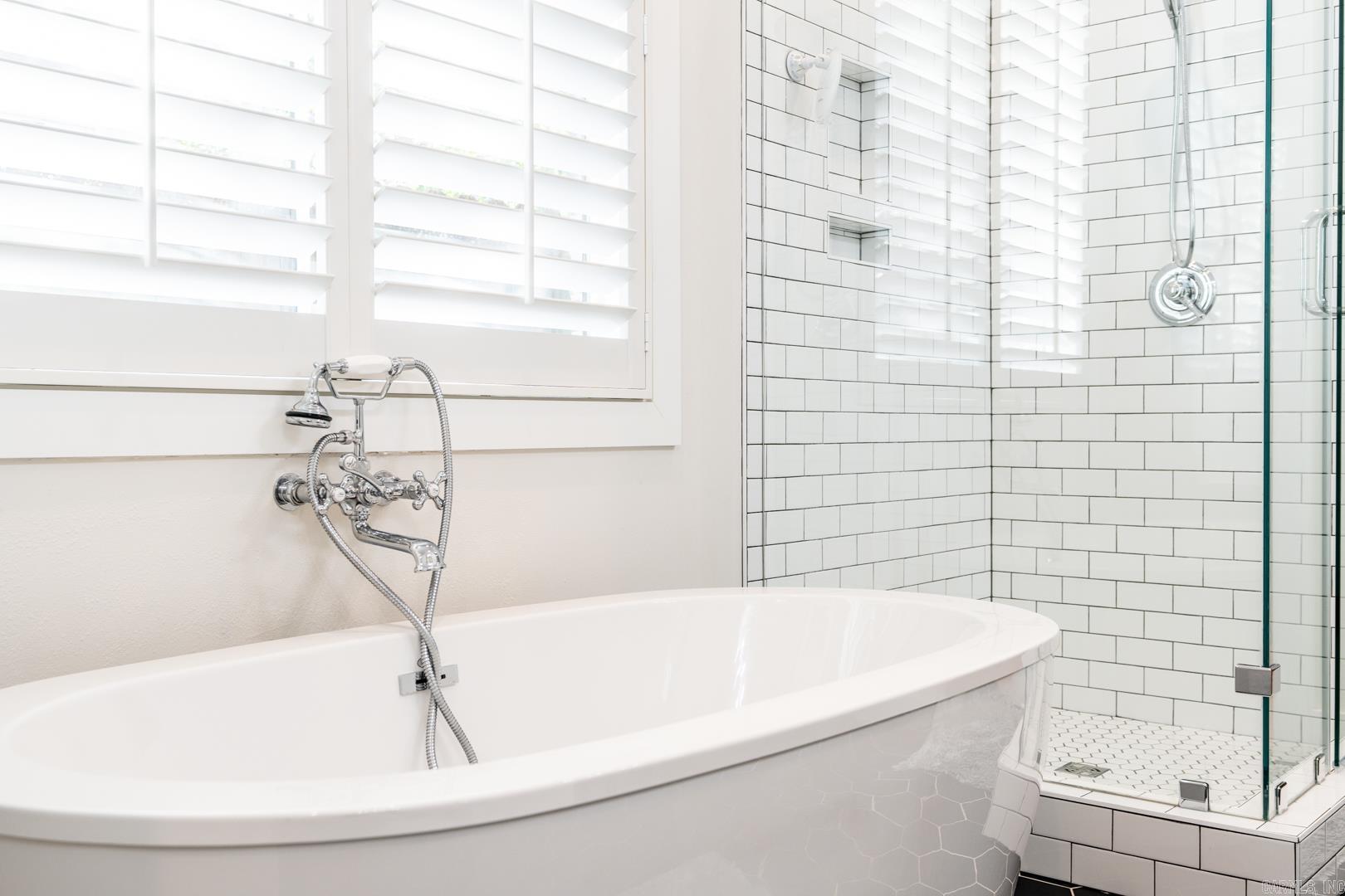 HOLLYWOOD - Residential