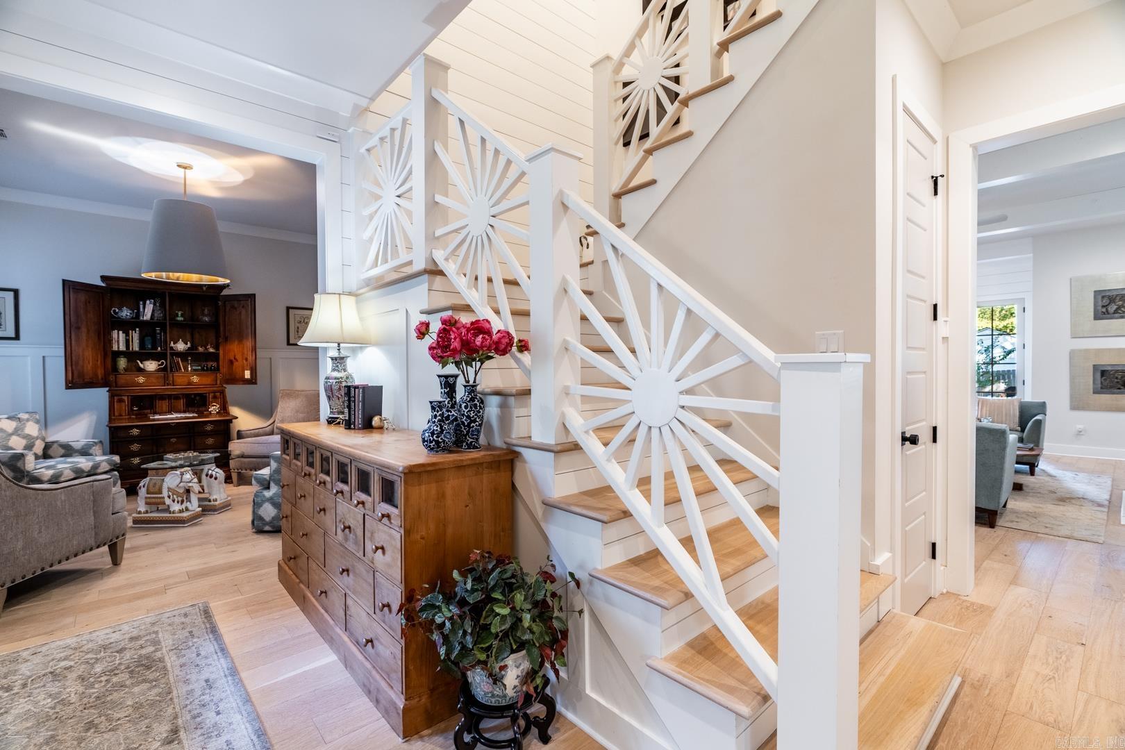 HOLLYWOOD - Residential