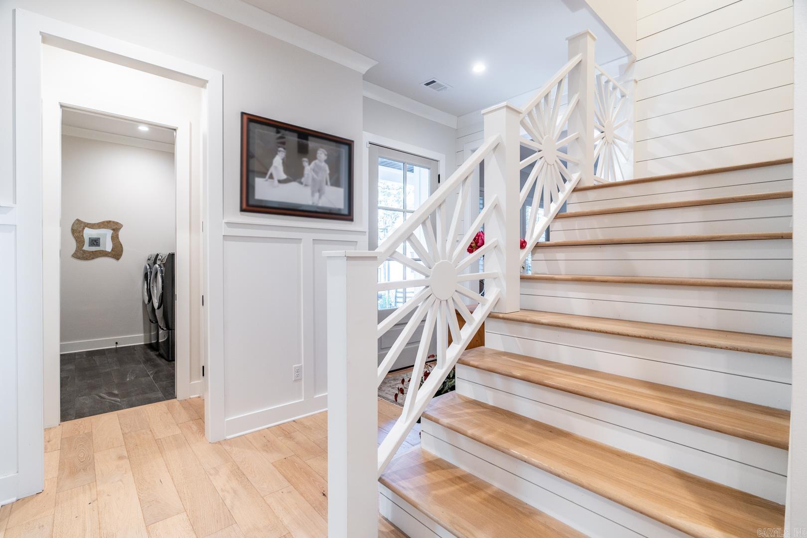 HOLLYWOOD - Residential