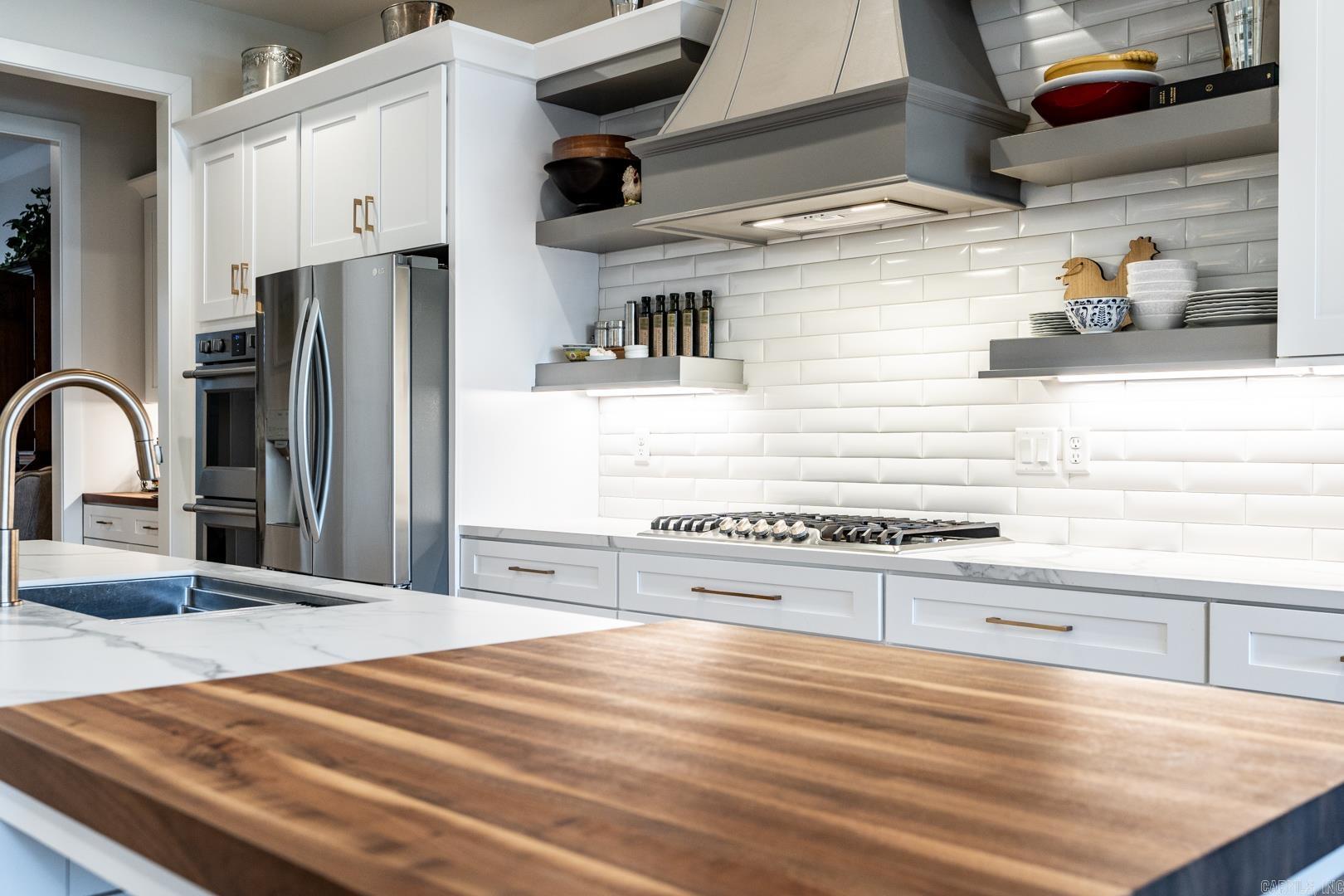 HOLLYWOOD - Residential