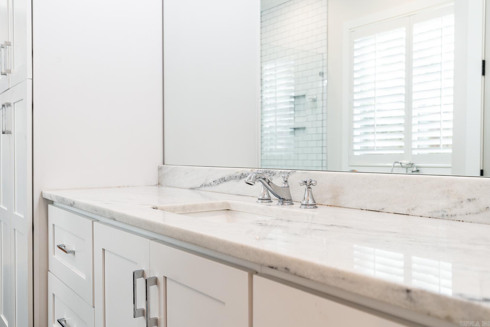 HOLLYWOOD - Residential