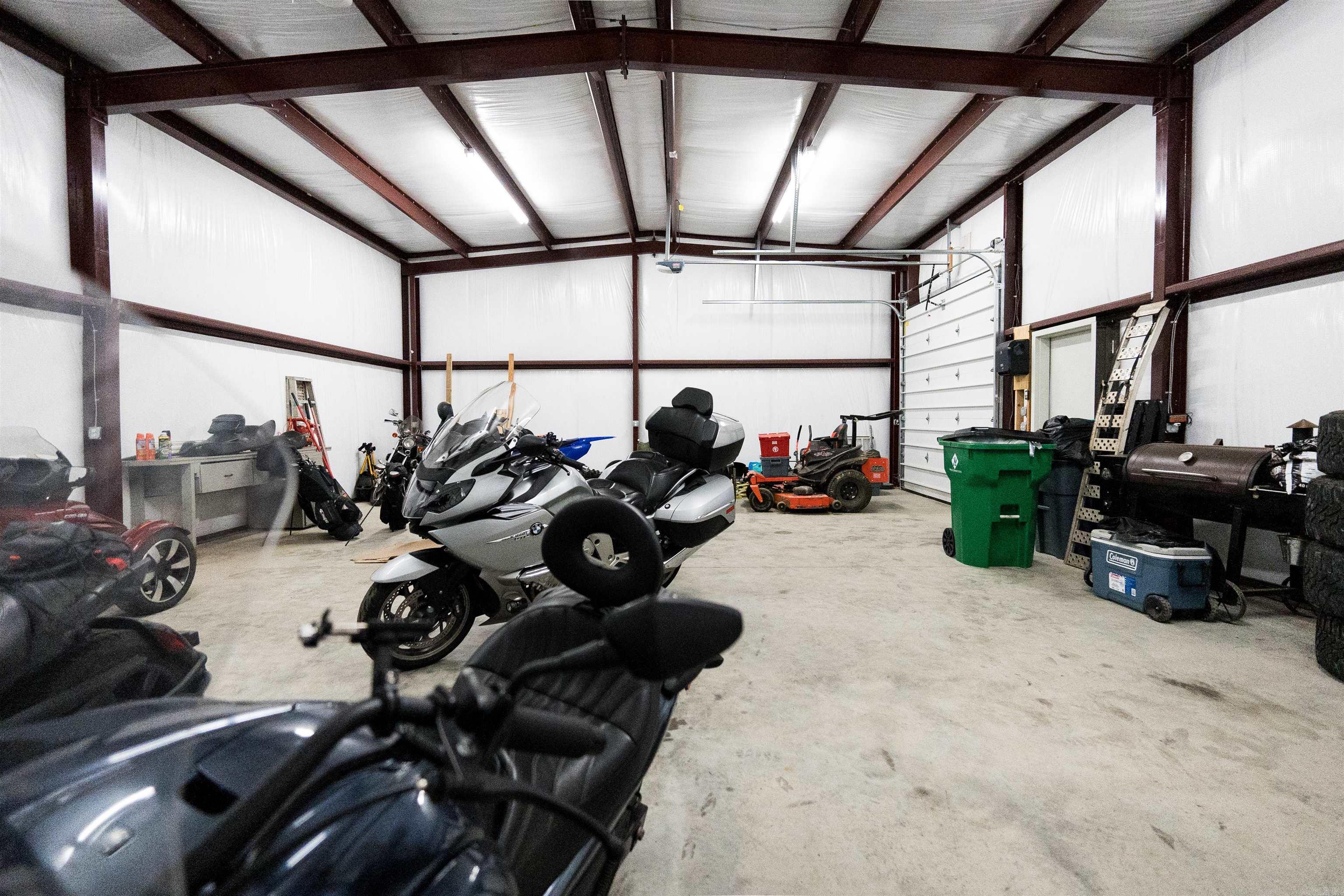 MCKENZIE MEADOW - Residential