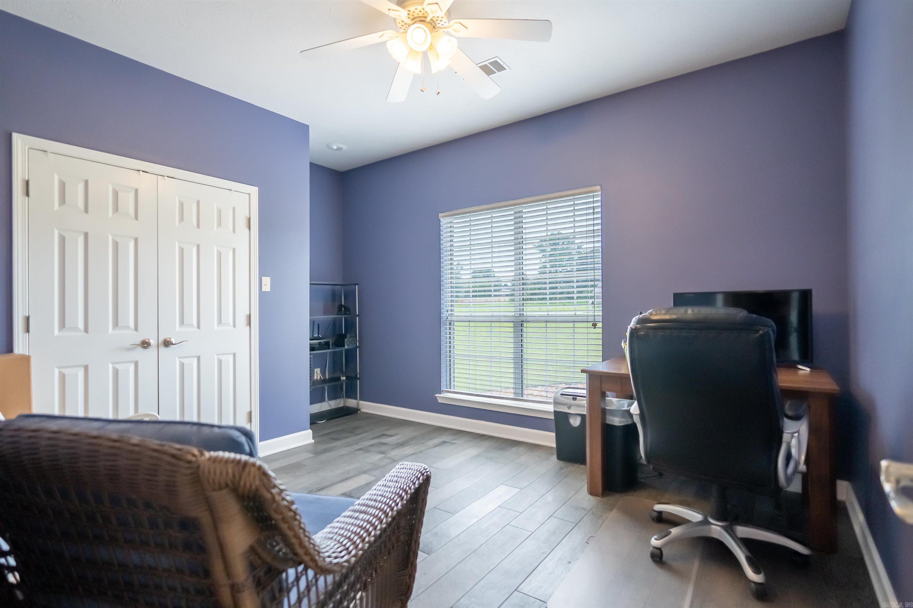 MCKENZIE MEADOW - Residential