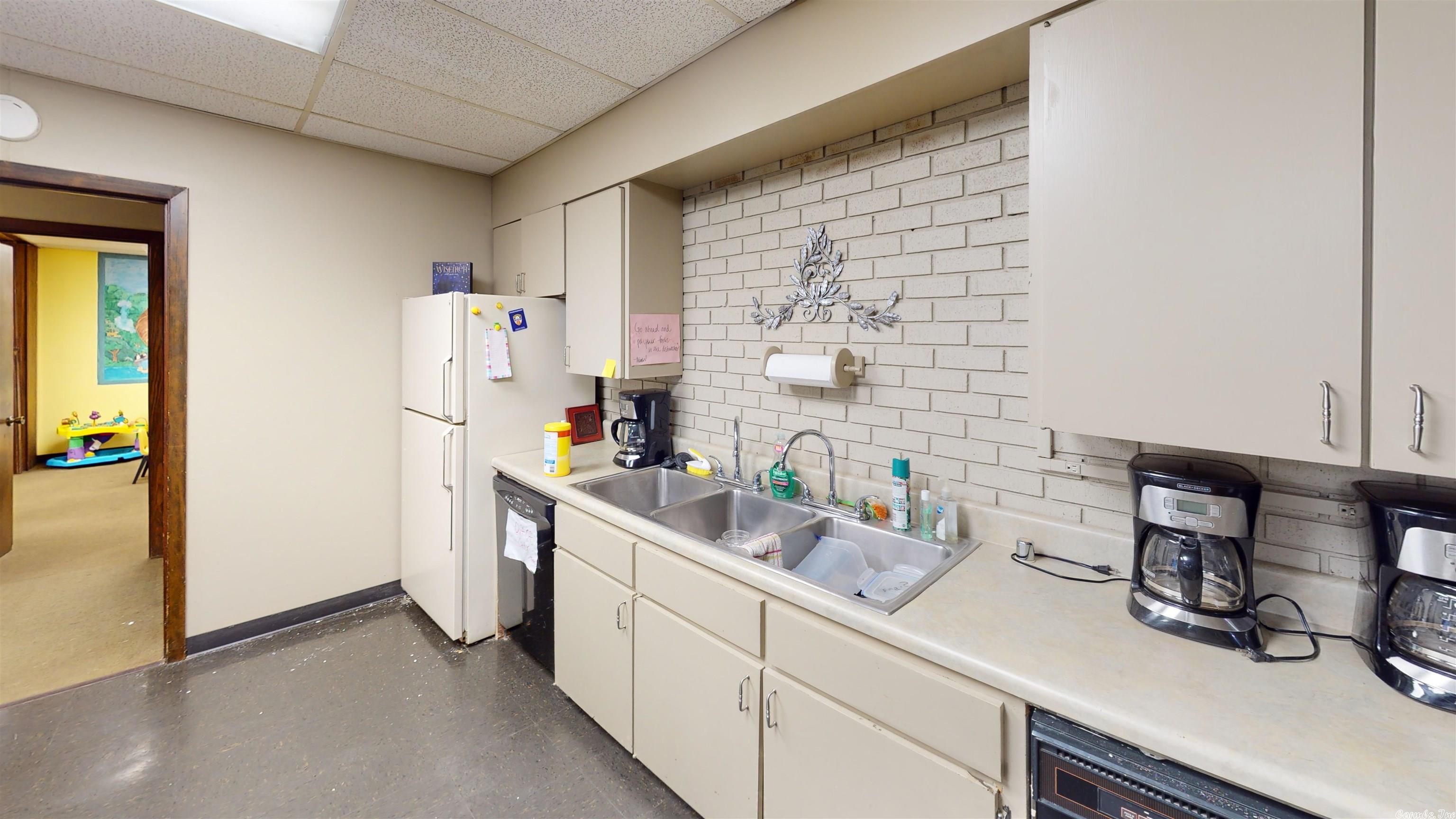 8-7-7 Searcy Outlots - Commercial Sale