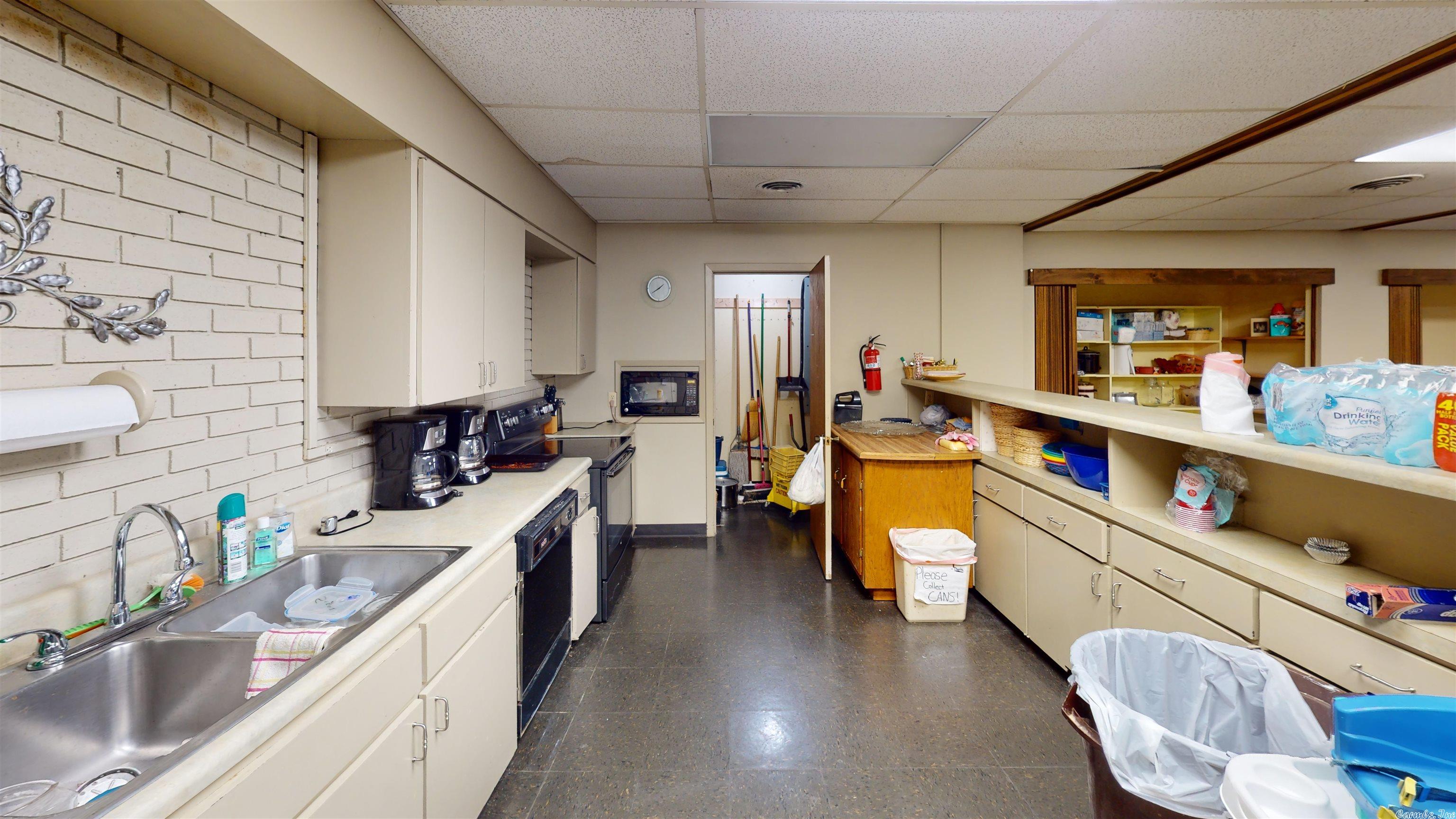 8-7-7 Searcy Outlots - Commercial Sale