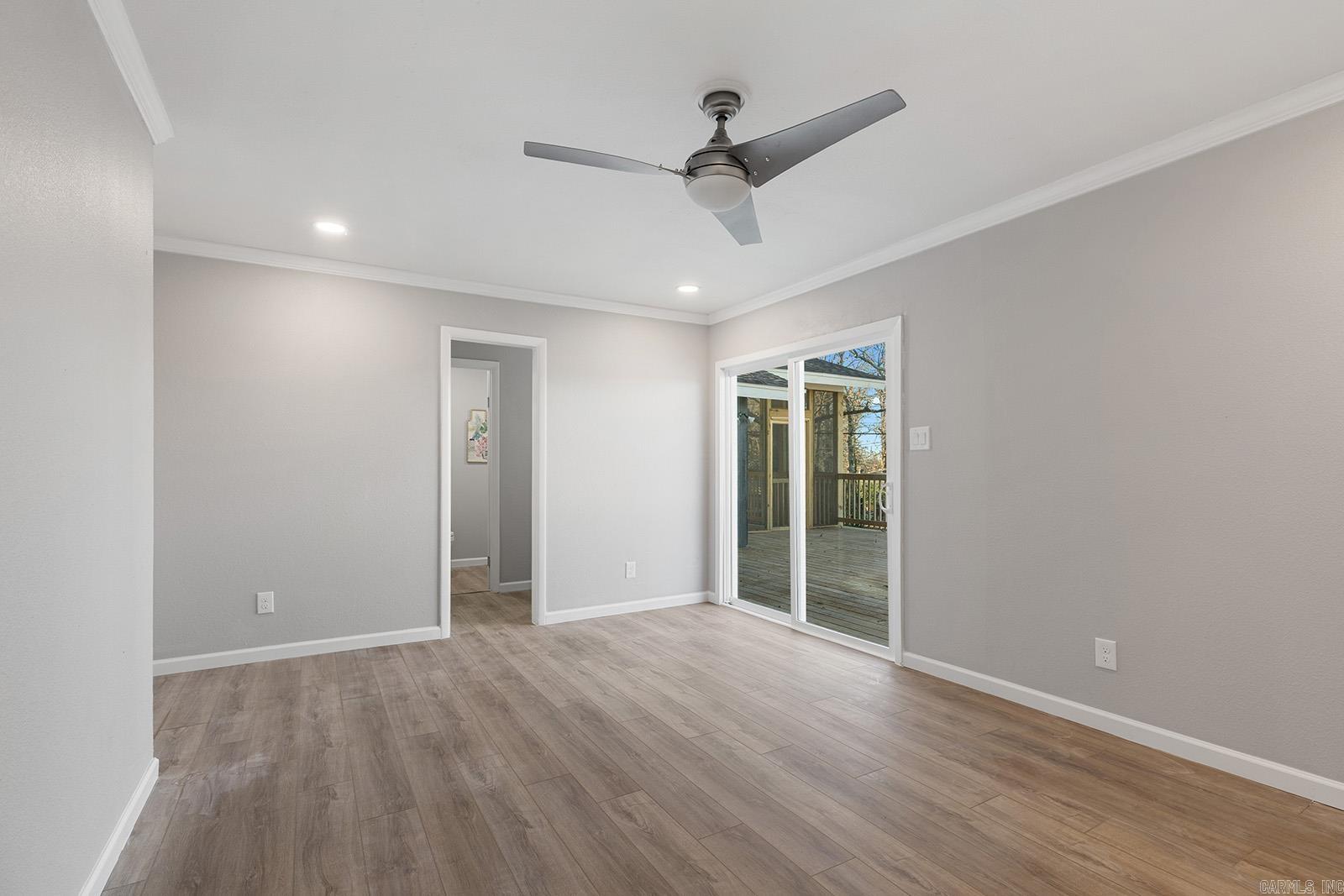 INDIANHEAD LAKES EST - Residential