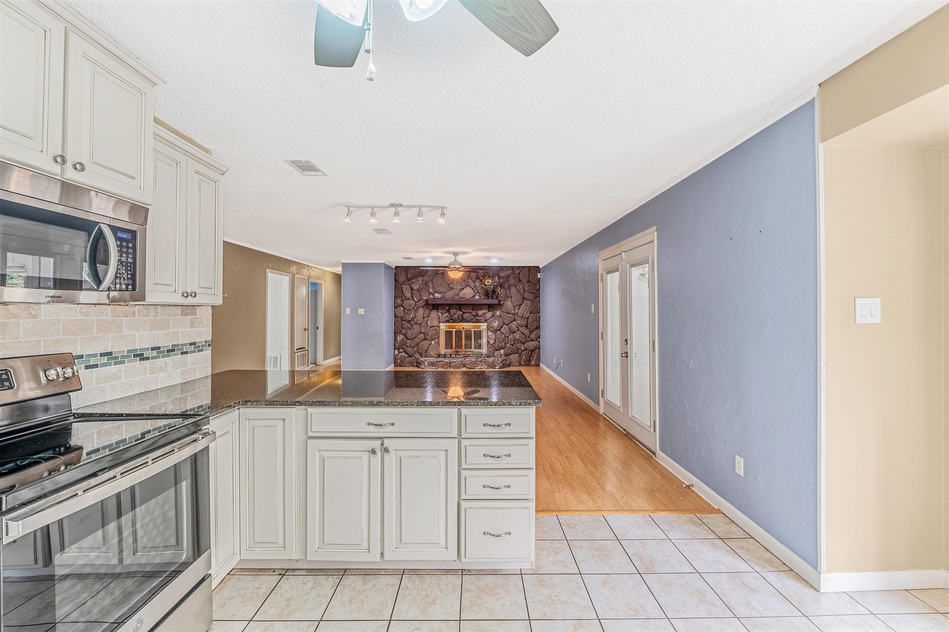 OAKHURST - Residential