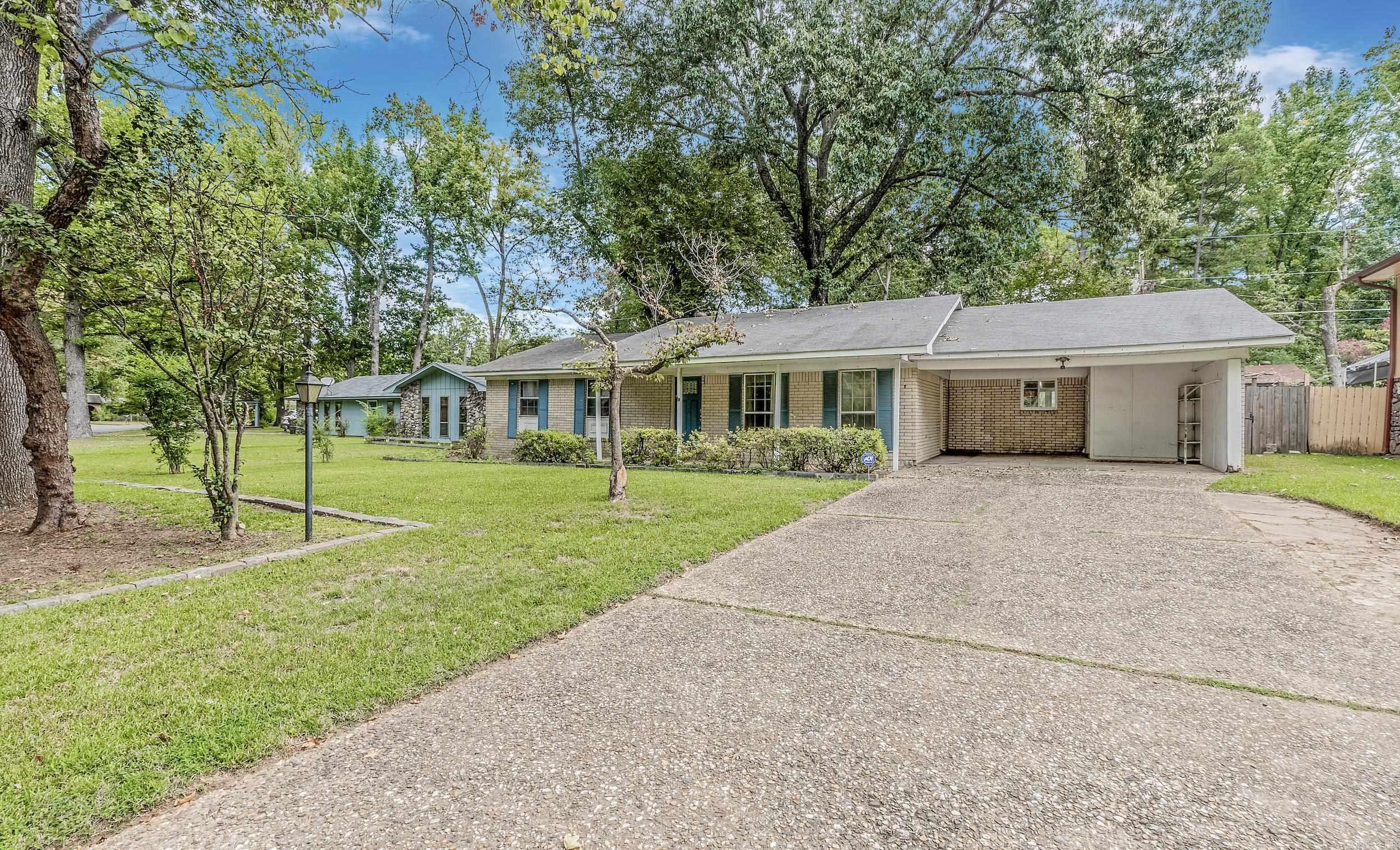 OAKHURST - Residential