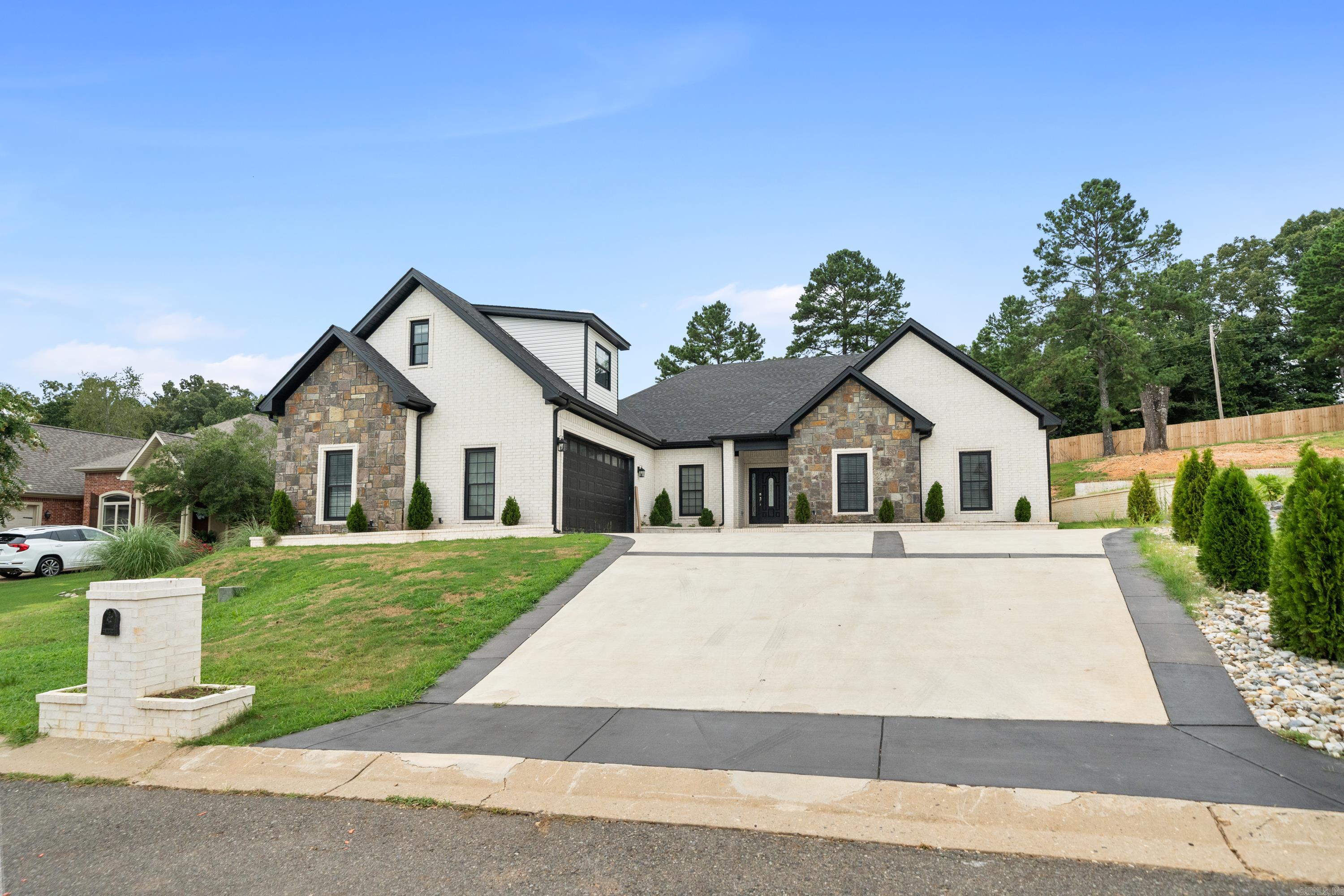 QUAIL RIDGE ESTATES - Residential