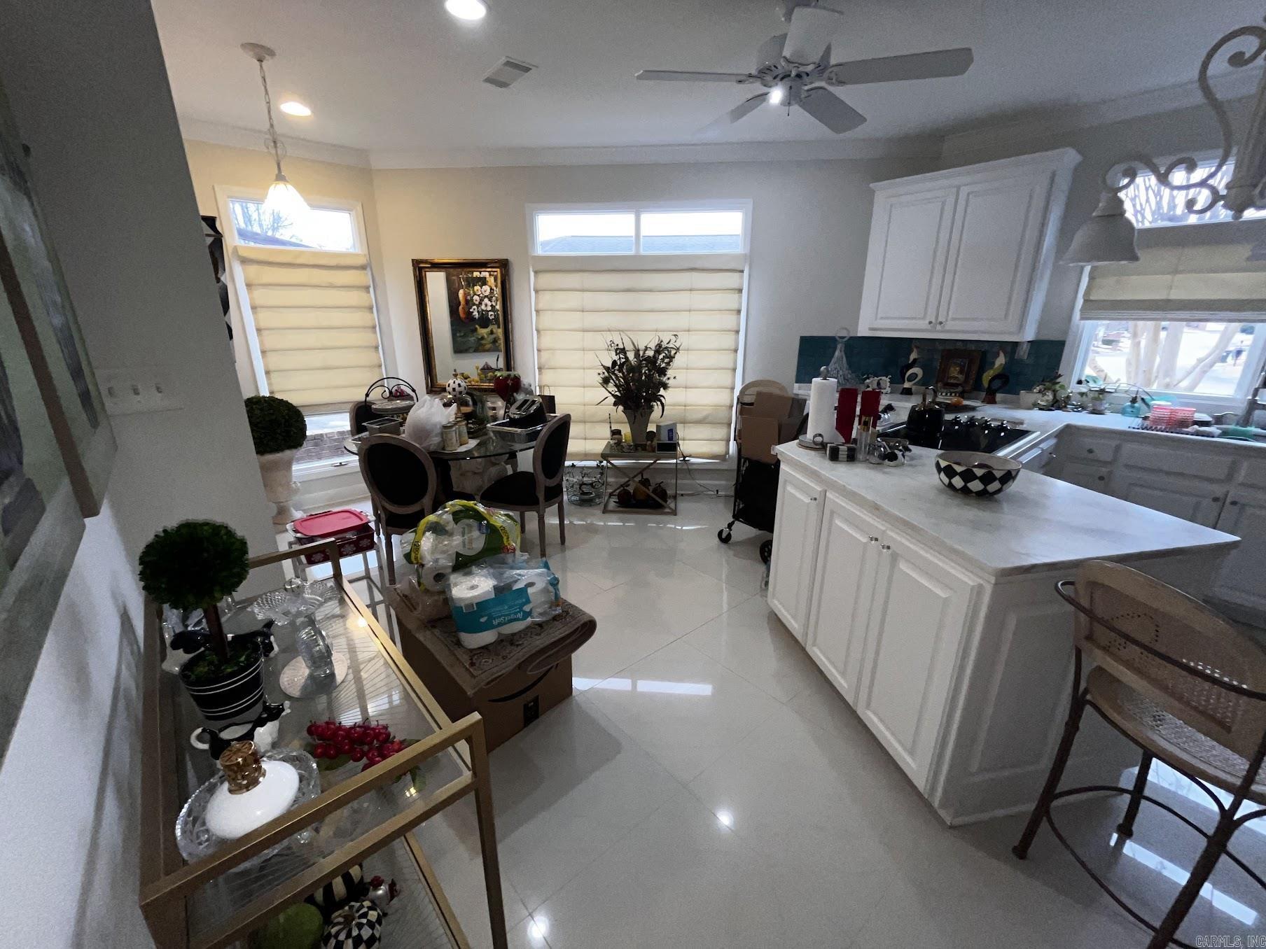 HUNTERS GREEN ESTATES - Residential