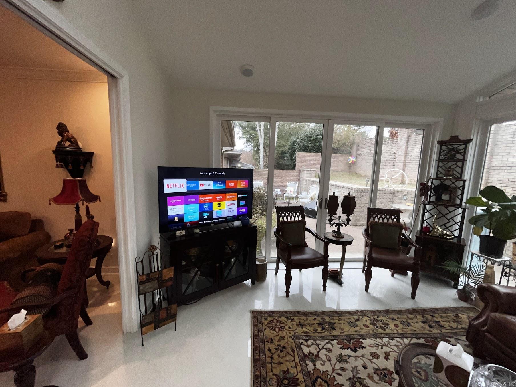 HUNTERS GREEN ESTATES - Residential