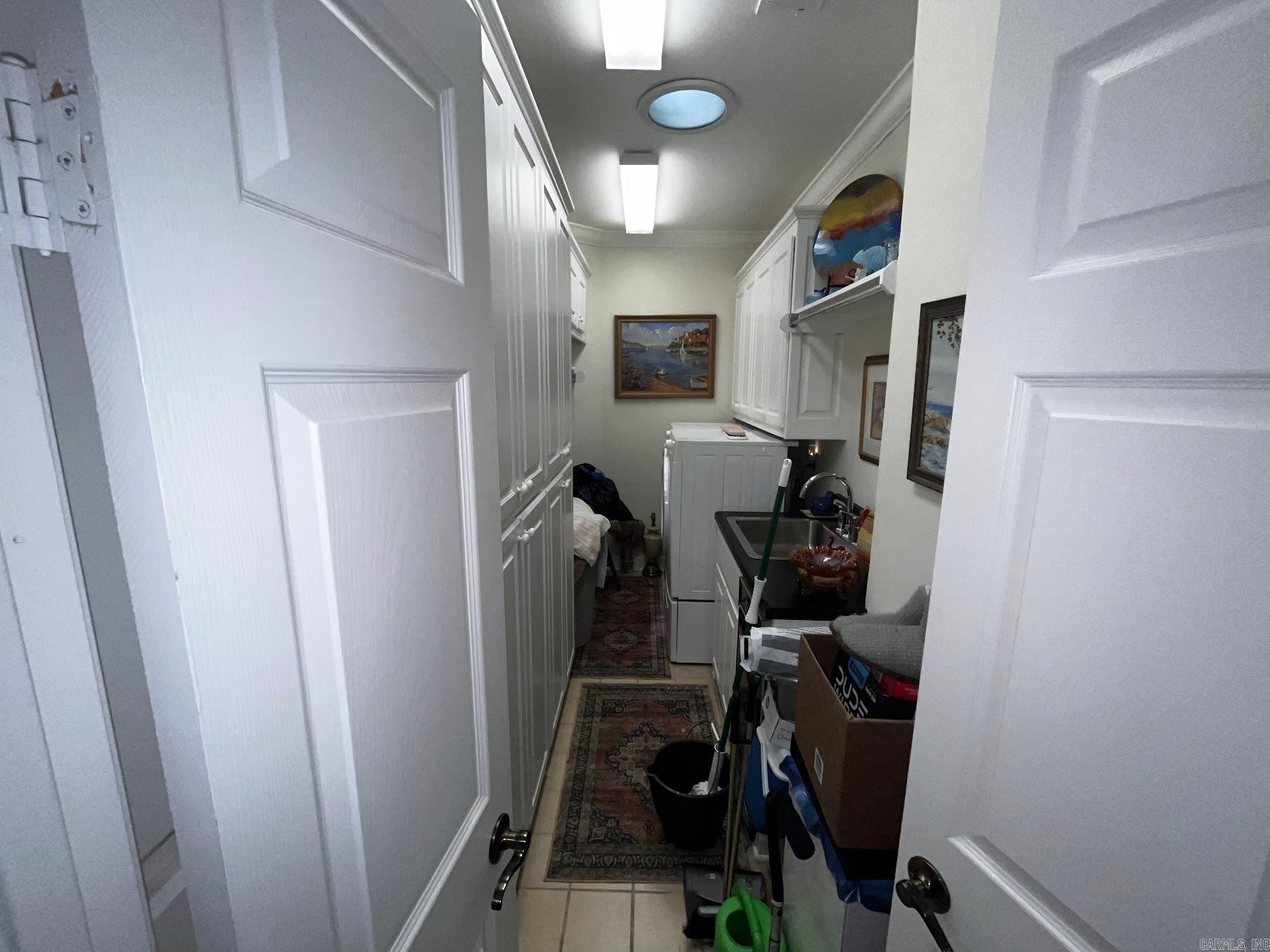 HUNTERS GREEN ESTATES - Residential