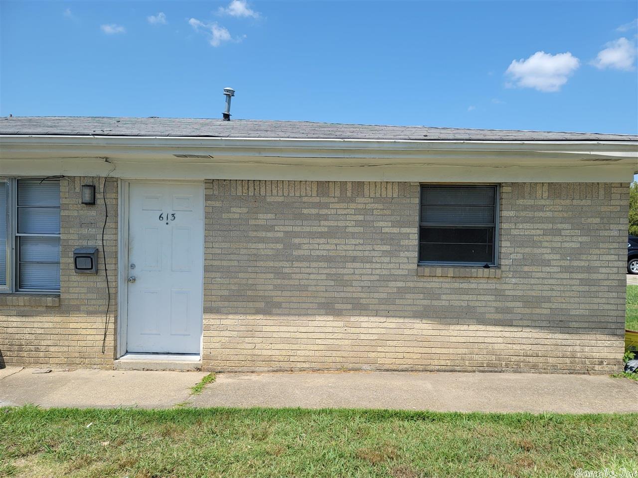 West Jacksonville #1 - Residential Lease