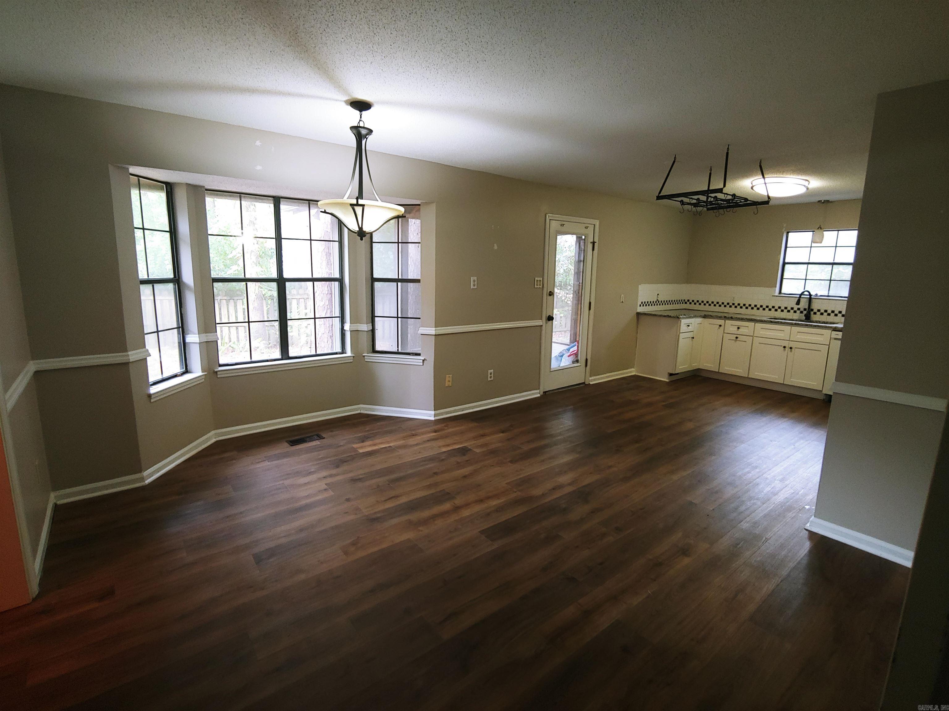 Brookshire To Cook Mountain - Residential Lease