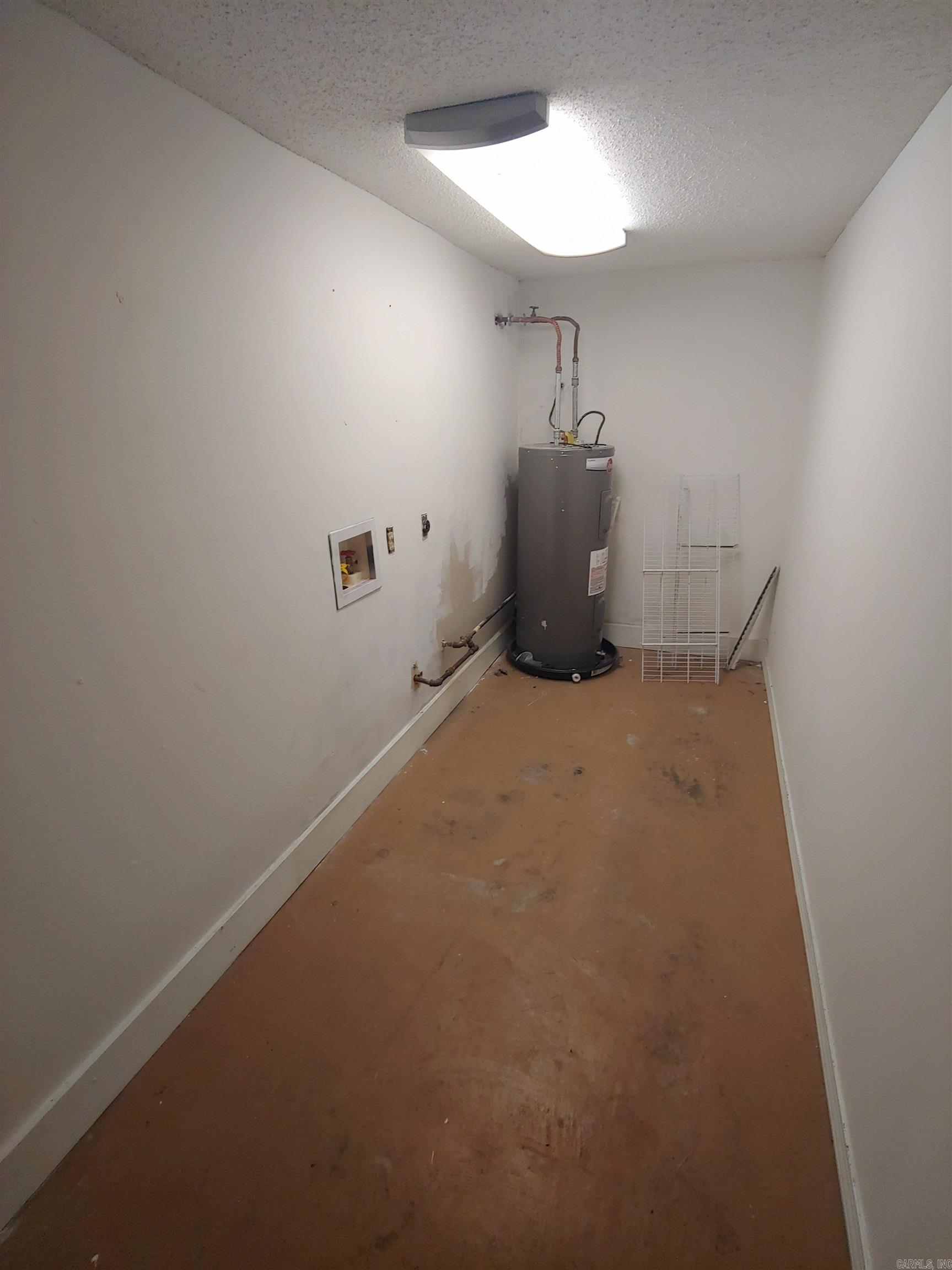 Brookshire To Cook Mountain - Residential Lease