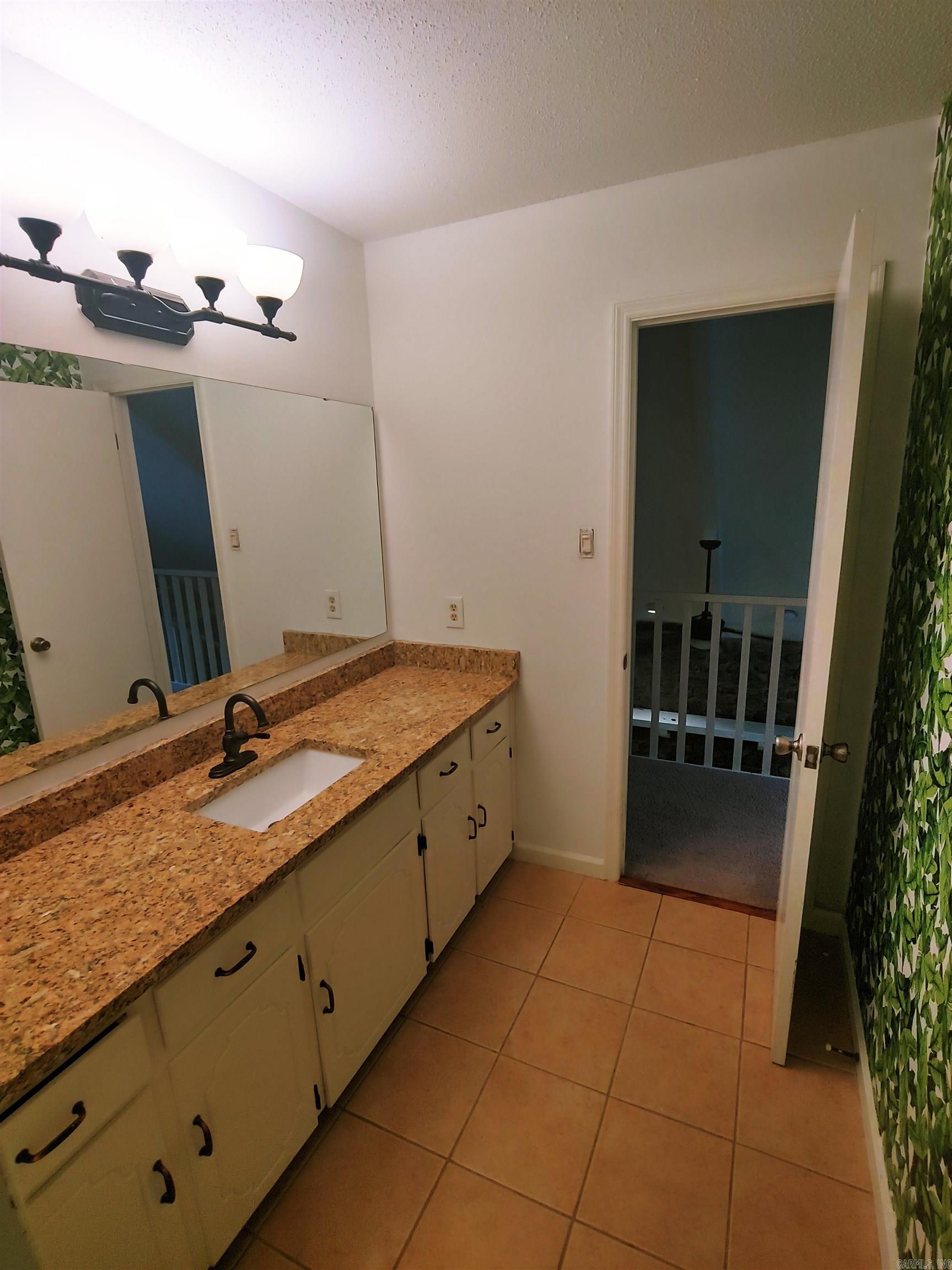 Brookshire To Cook Mountain - Residential Lease