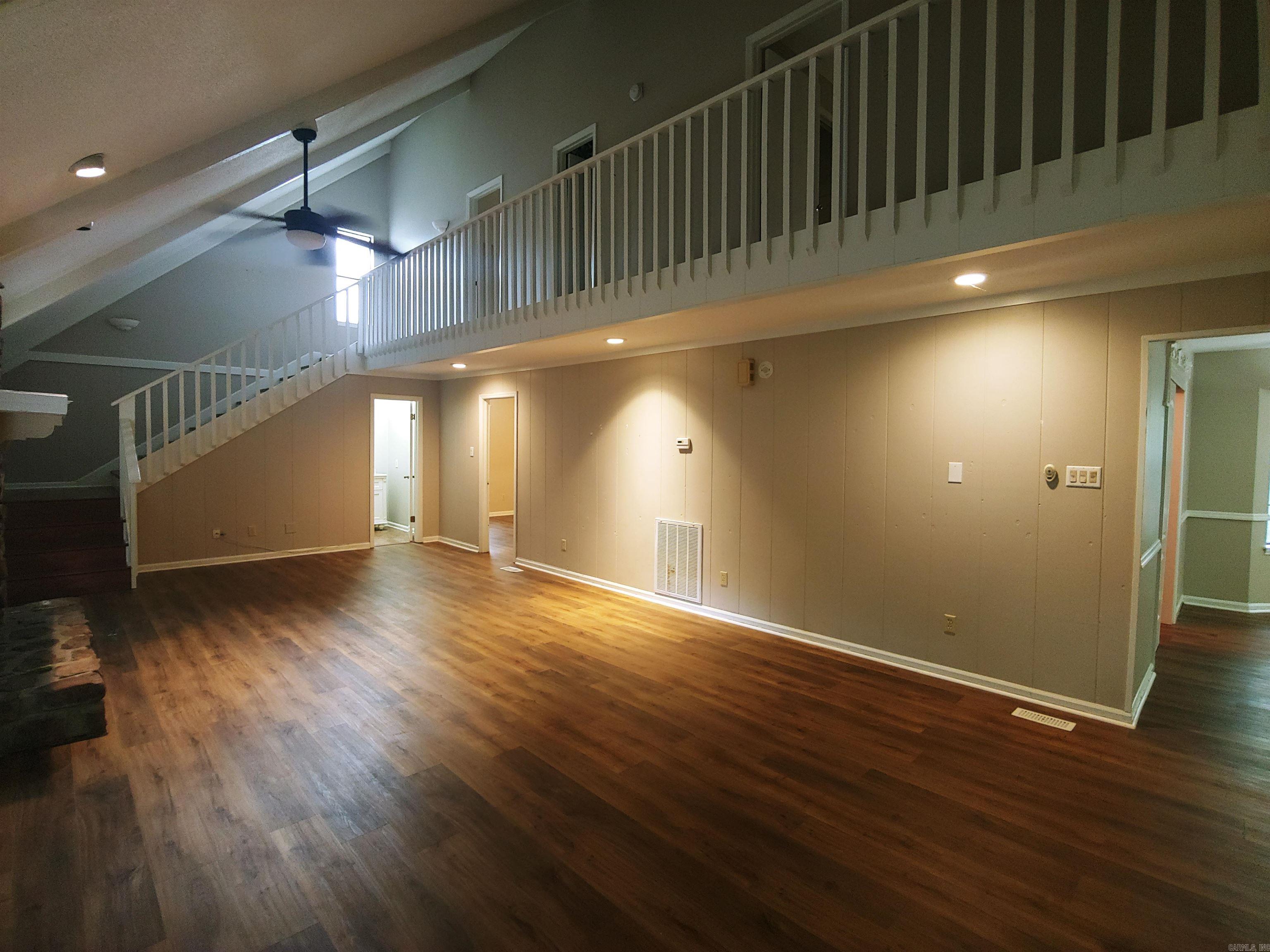 Brookshire To Cook Mountain - Residential Lease