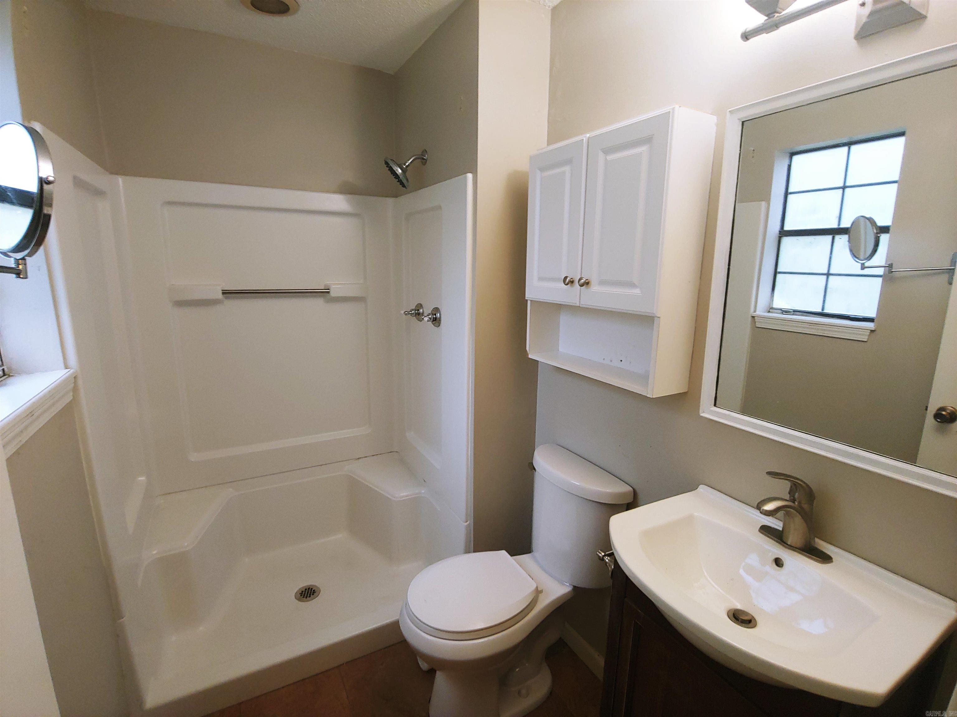 Brookshire To Cook Mountain - Residential Lease