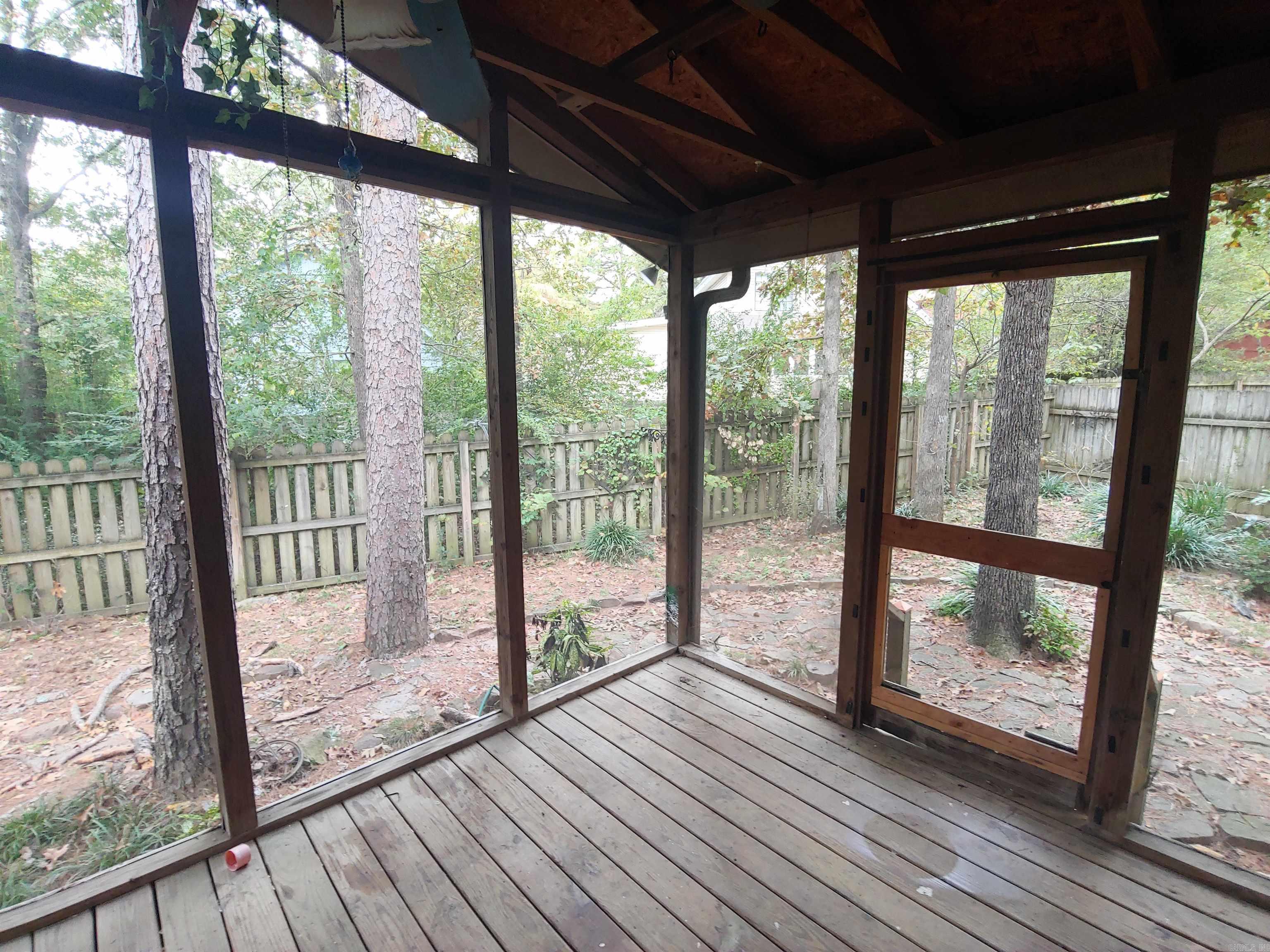 Brookshire To Cook Mountain - Residential Lease