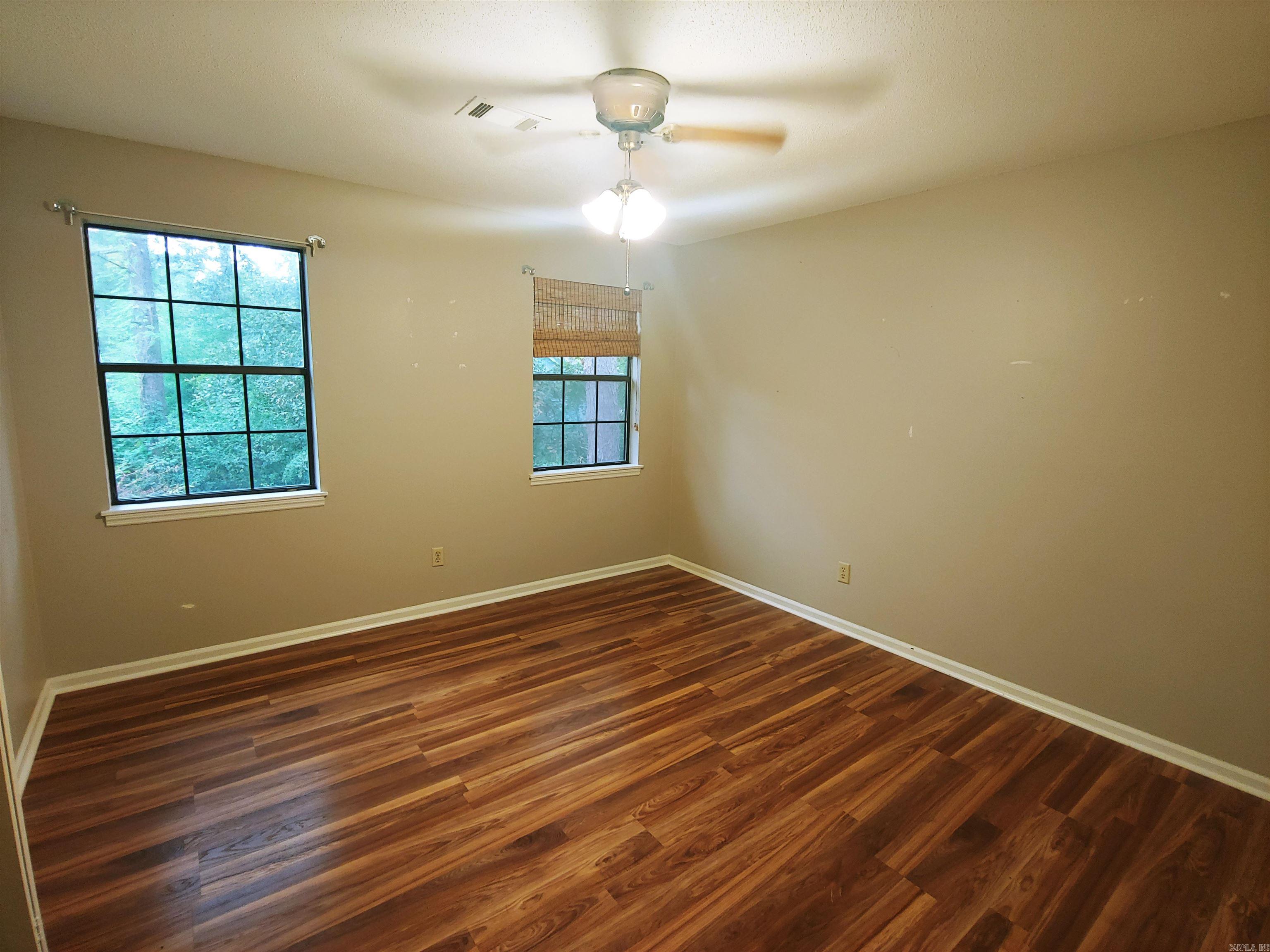 Brookshire To Cook Mountain - Residential Lease