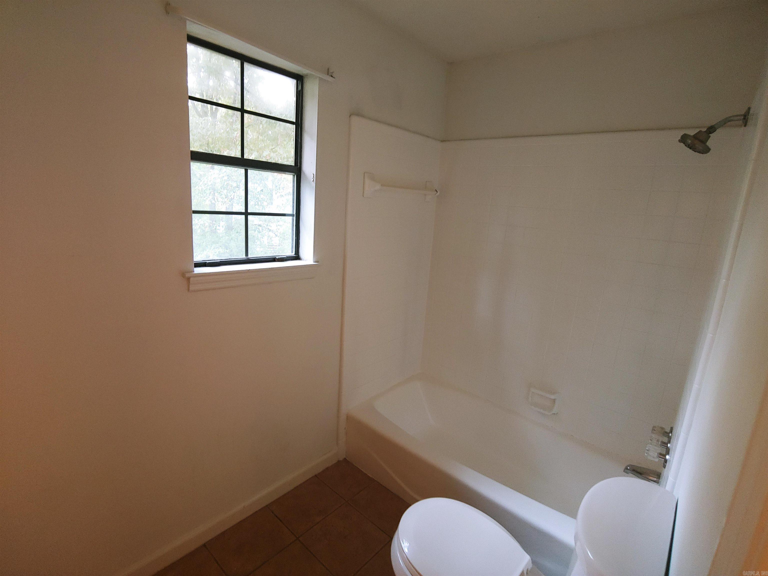 Brookshire To Cook Mountain - Residential Lease