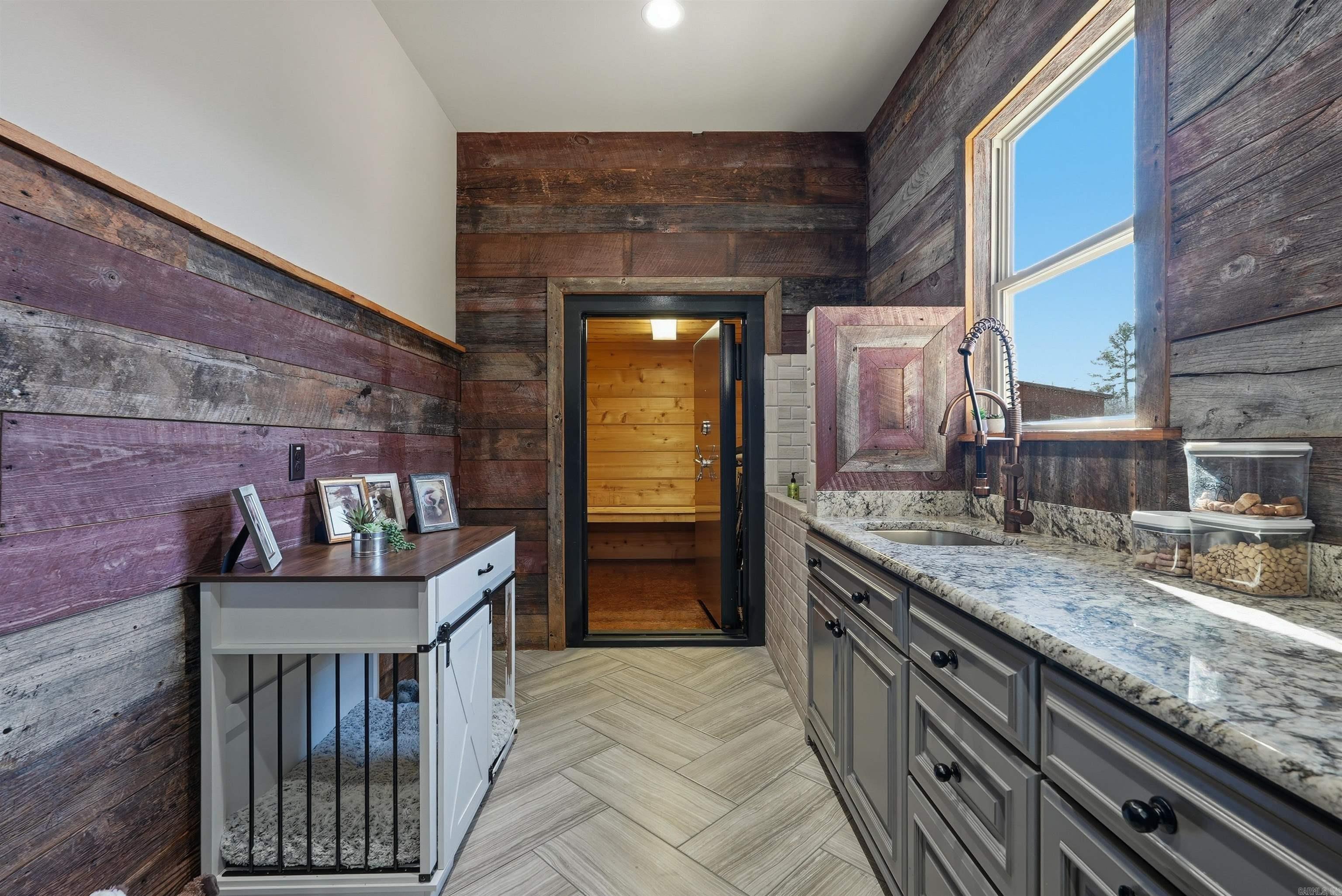 WESTCLIFFE - Residential