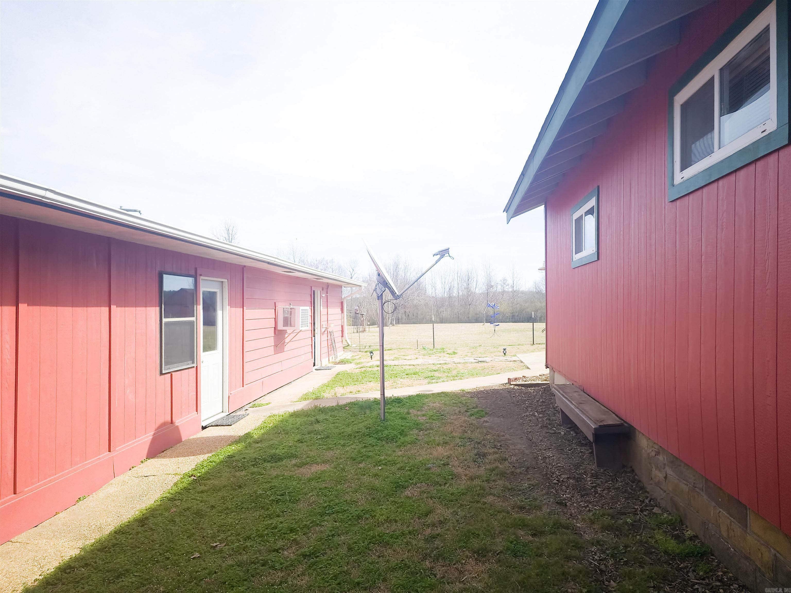 CLINTON ORIGINAL - Residential