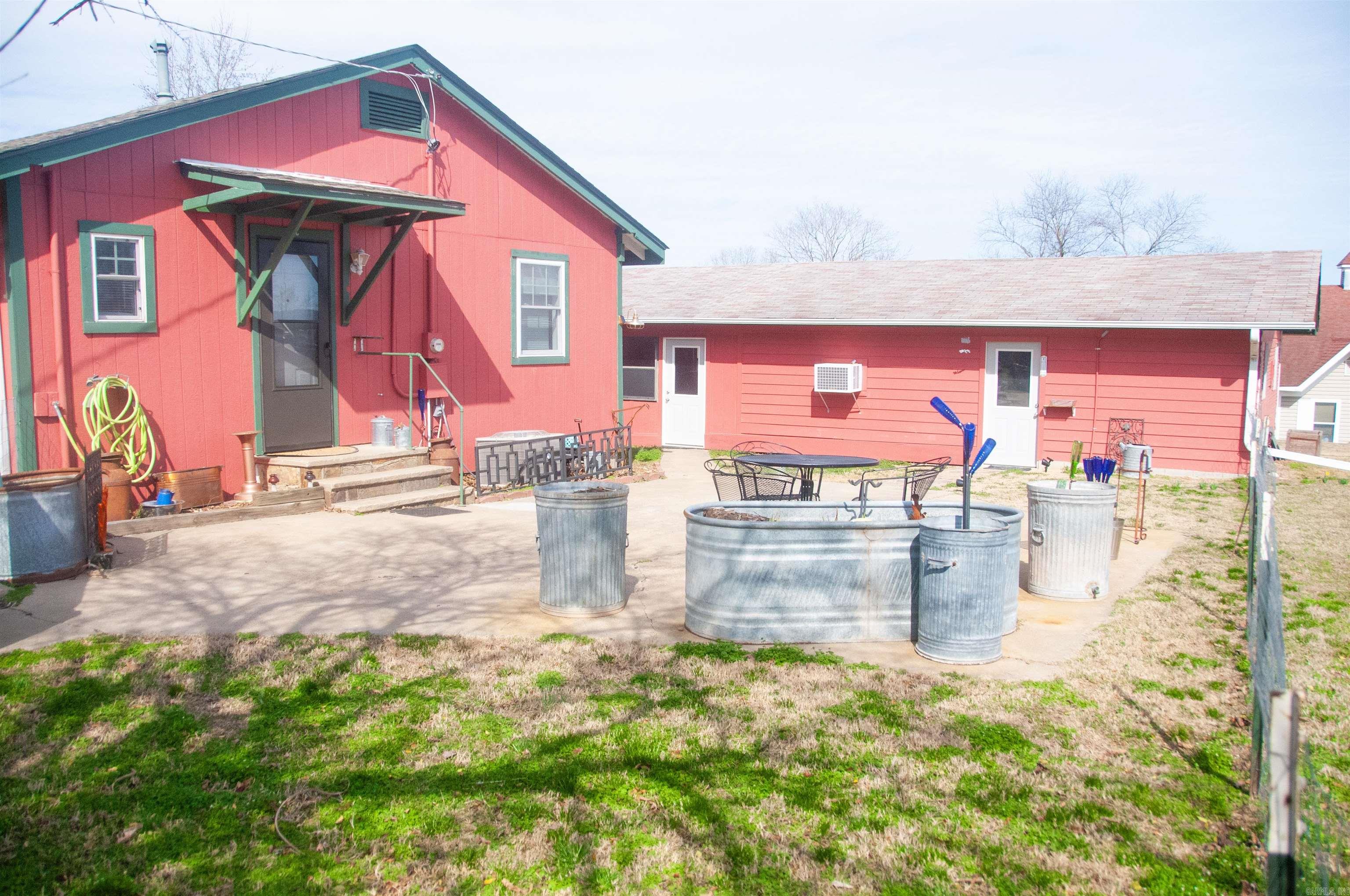 CLINTON ORIGINAL - Residential