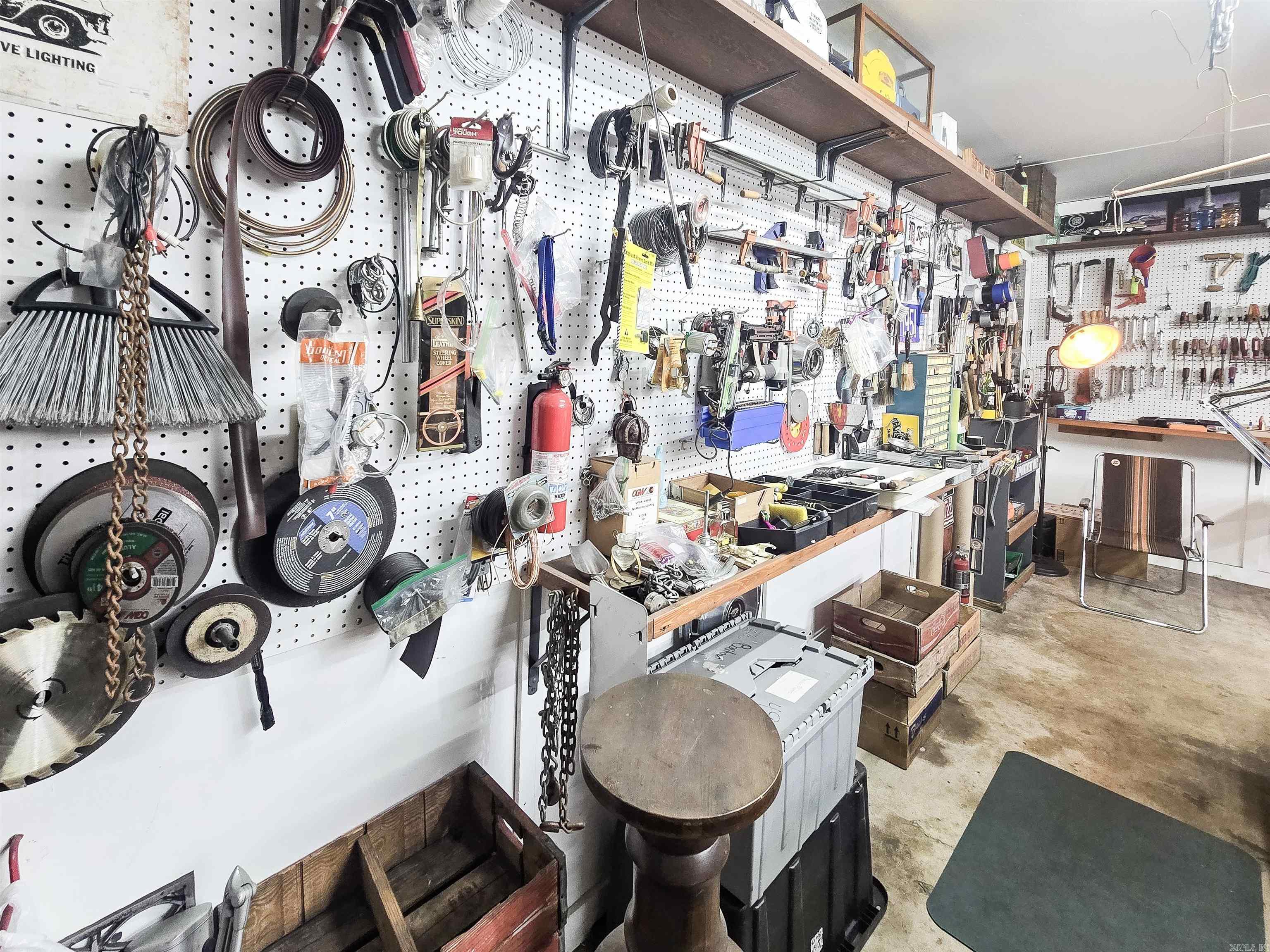 CLINTON ORIGINAL - Residential