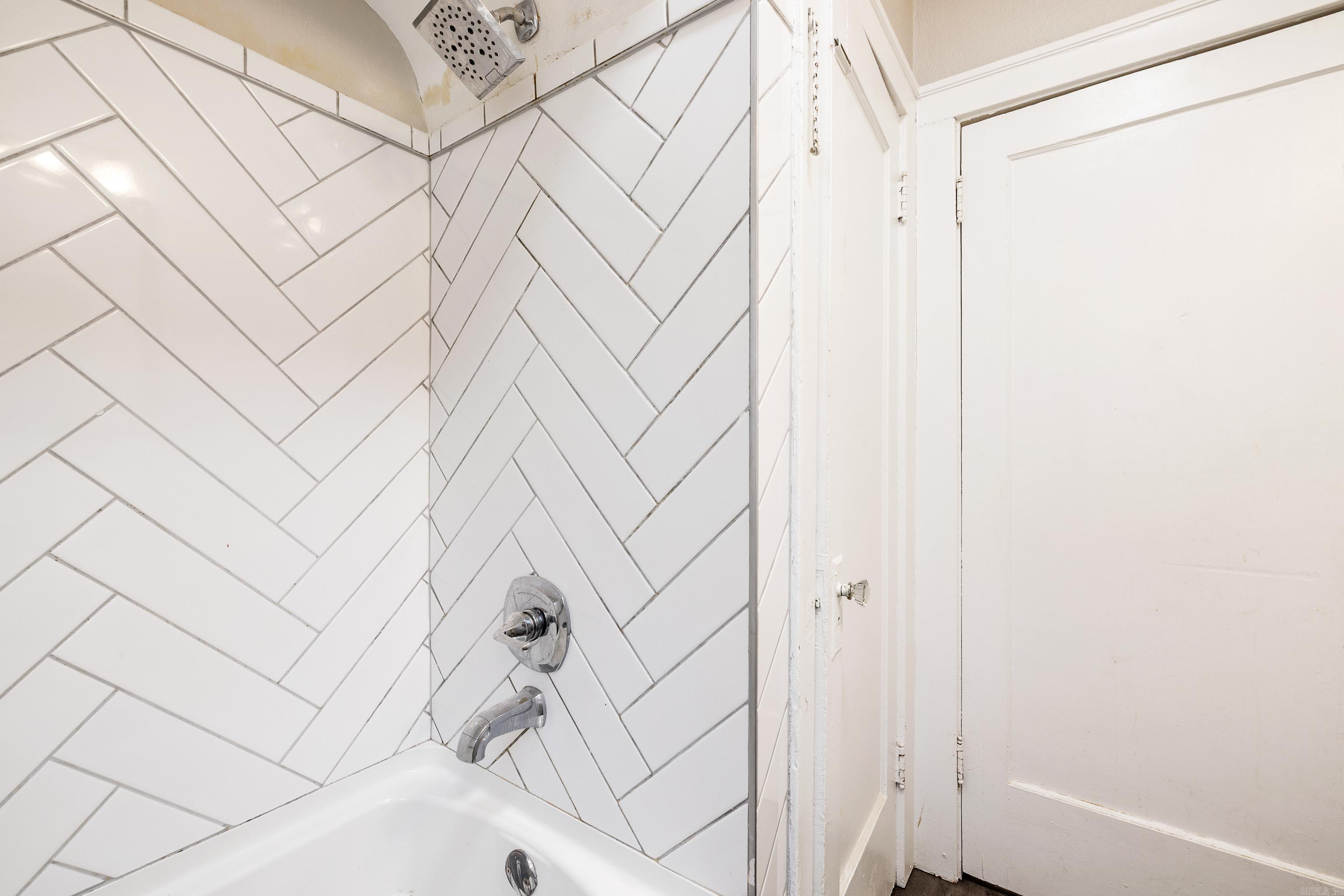 CENTENNIAL - Residential