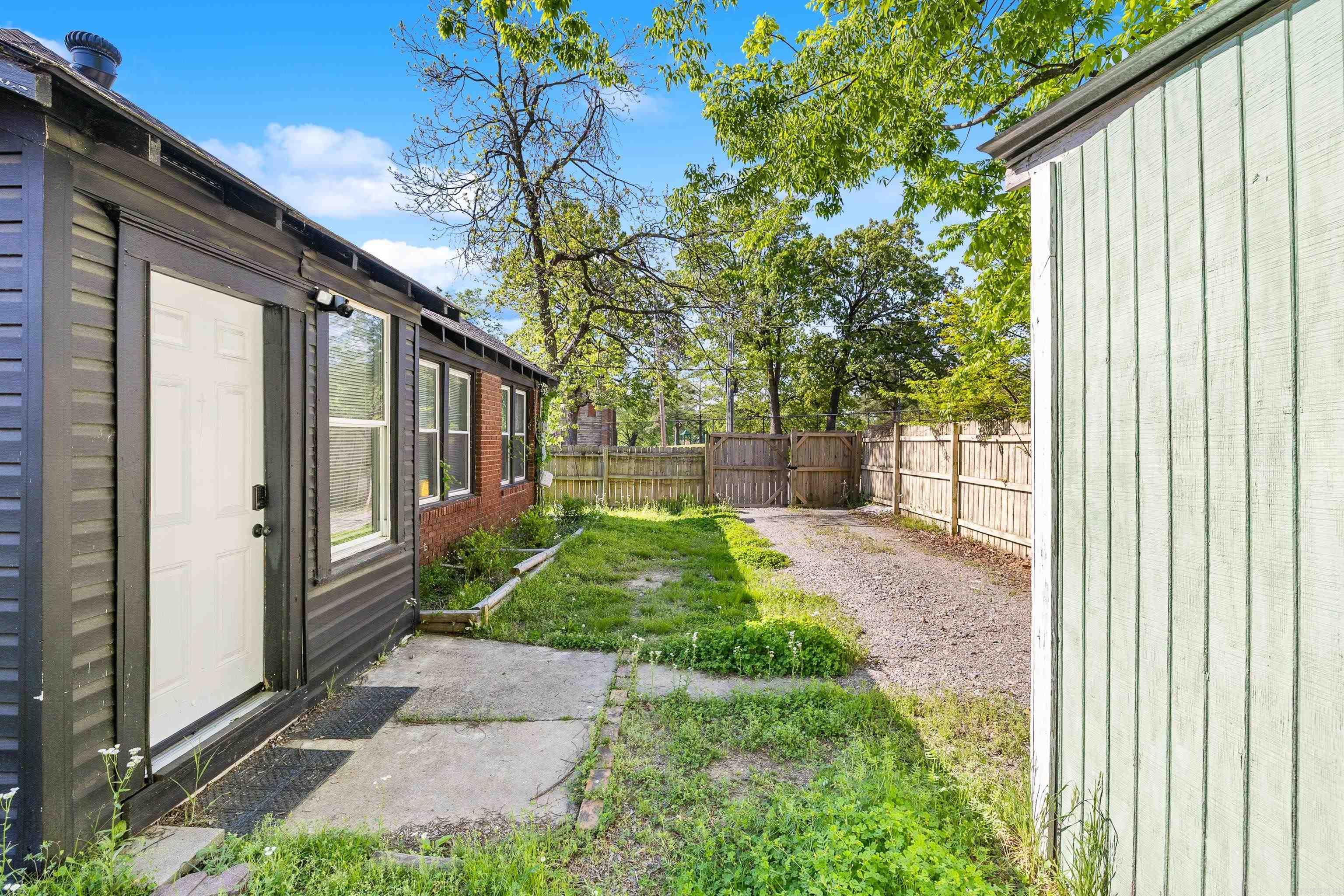 CENTENNIAL - Residential