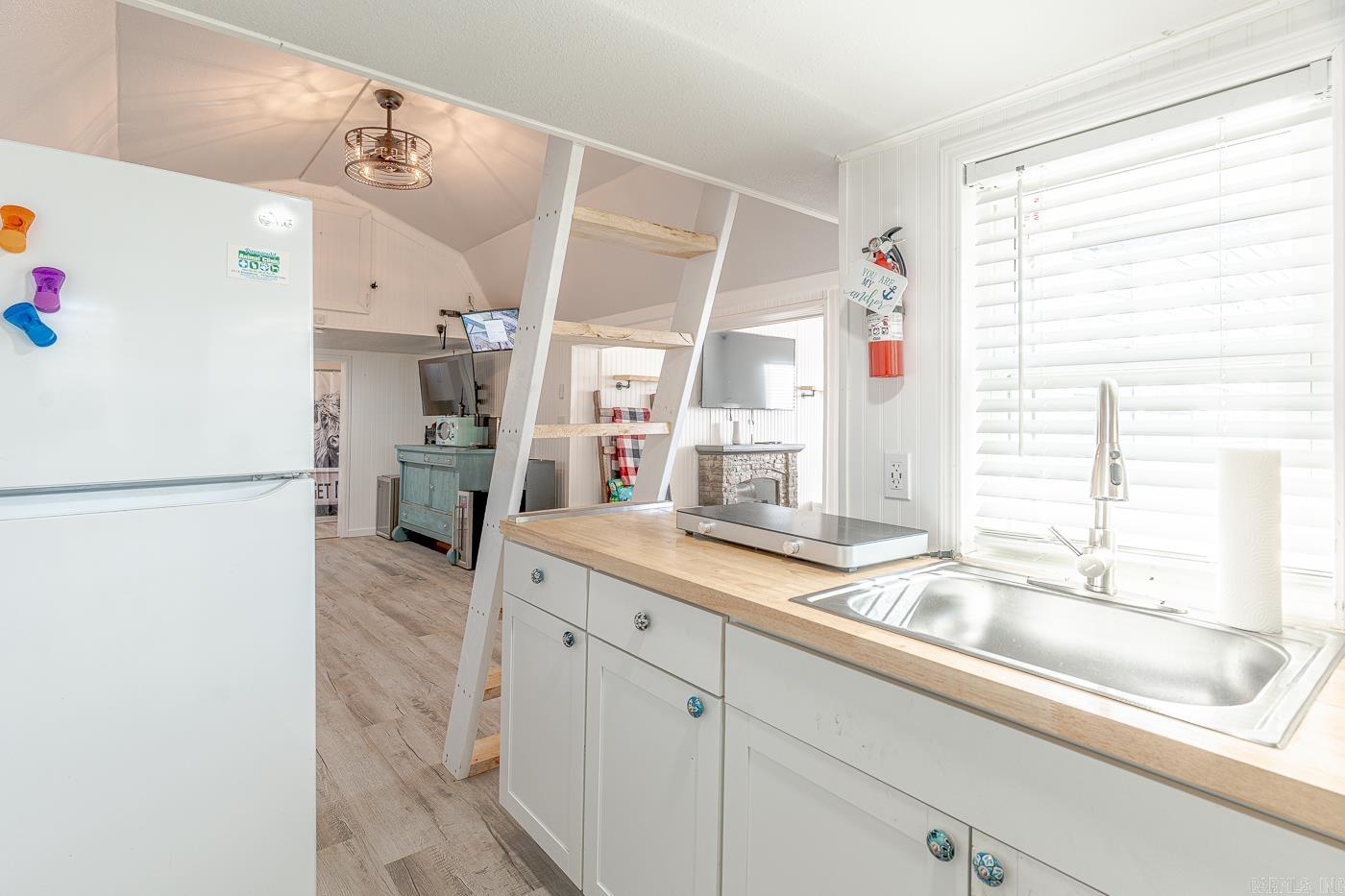 MCFADDEN ADDN BLUFFS - Residential