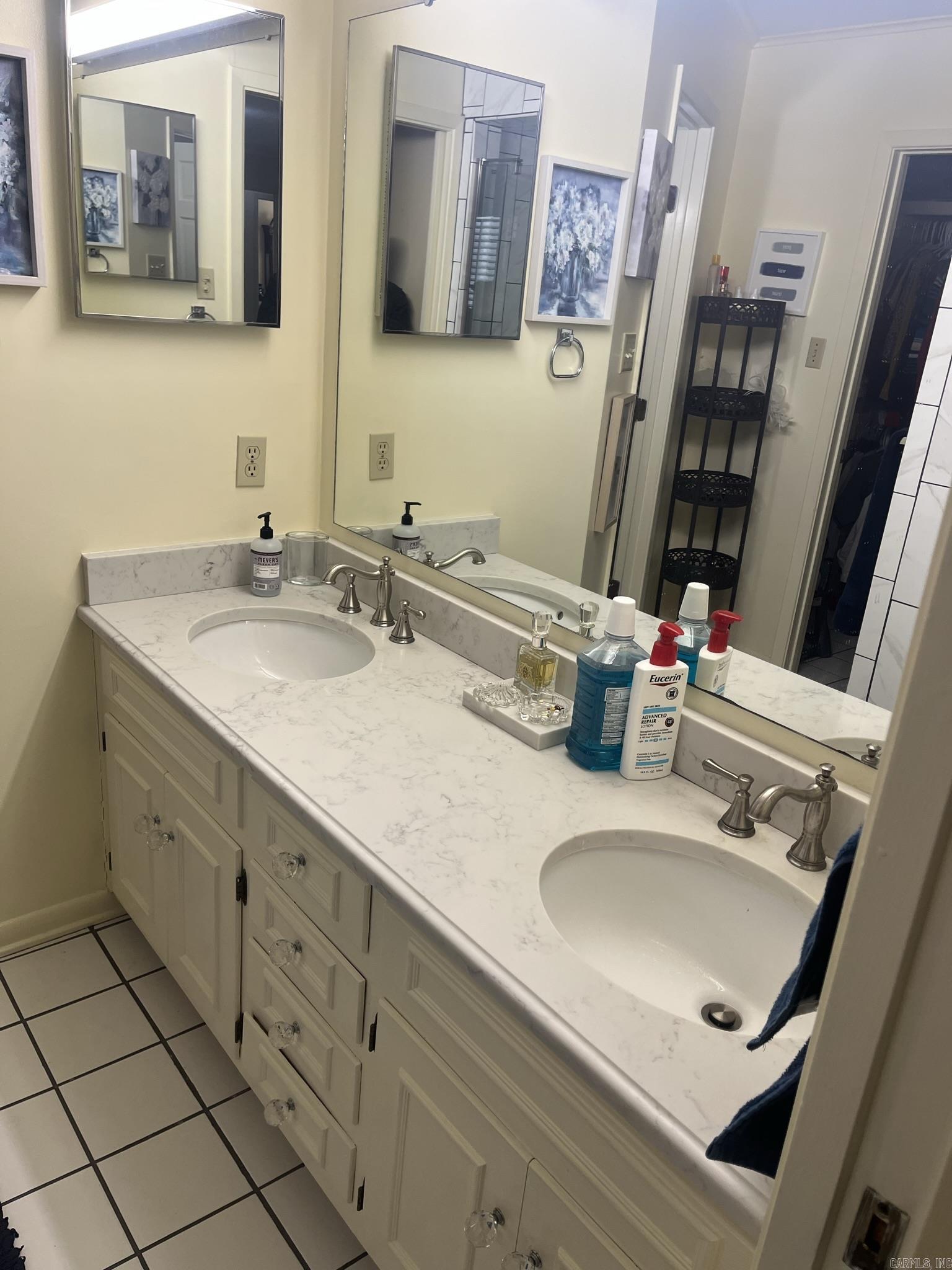 JEFFERSON PLACE SUBD. - Residential