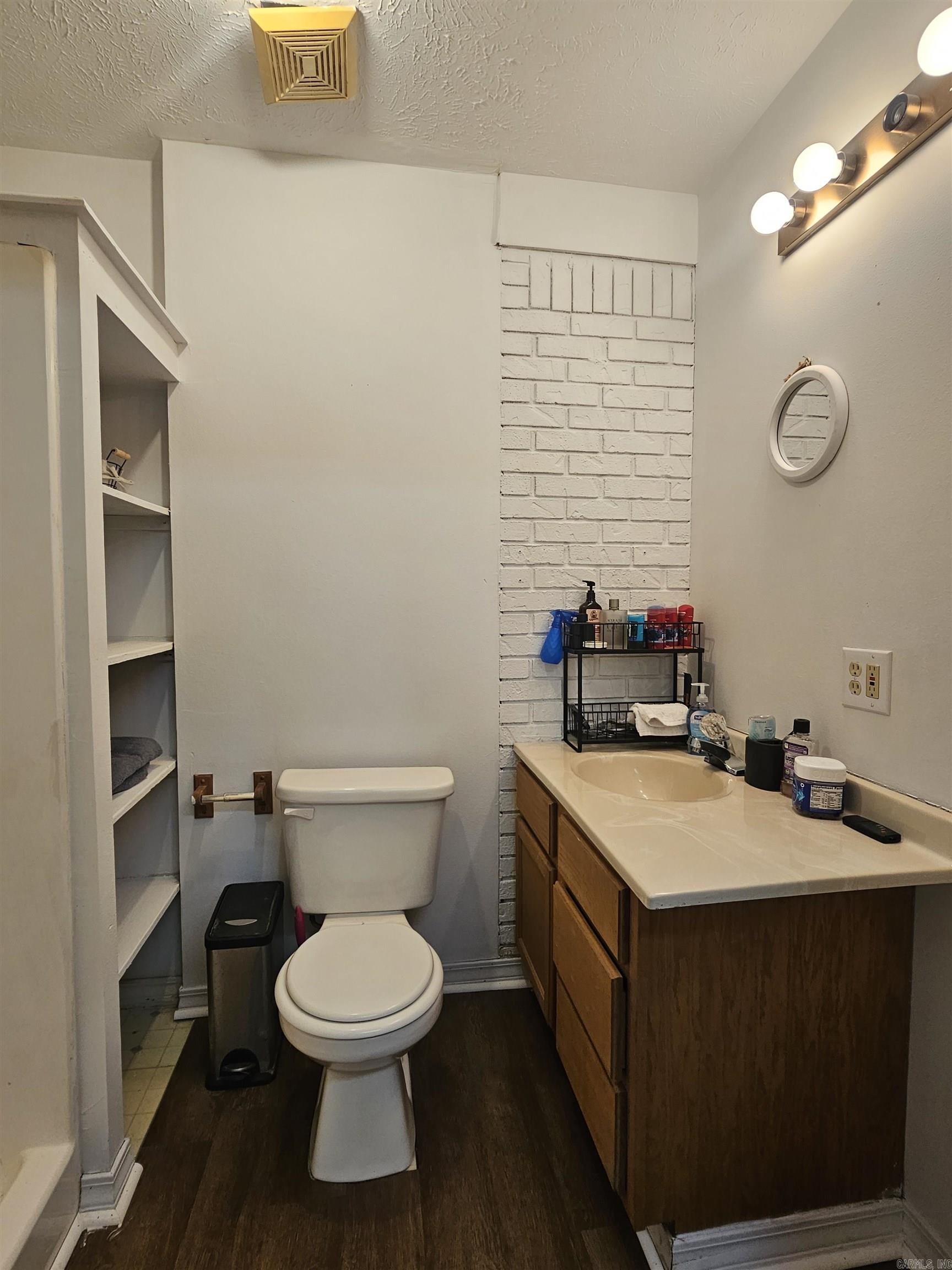 Clinton Original - Residential