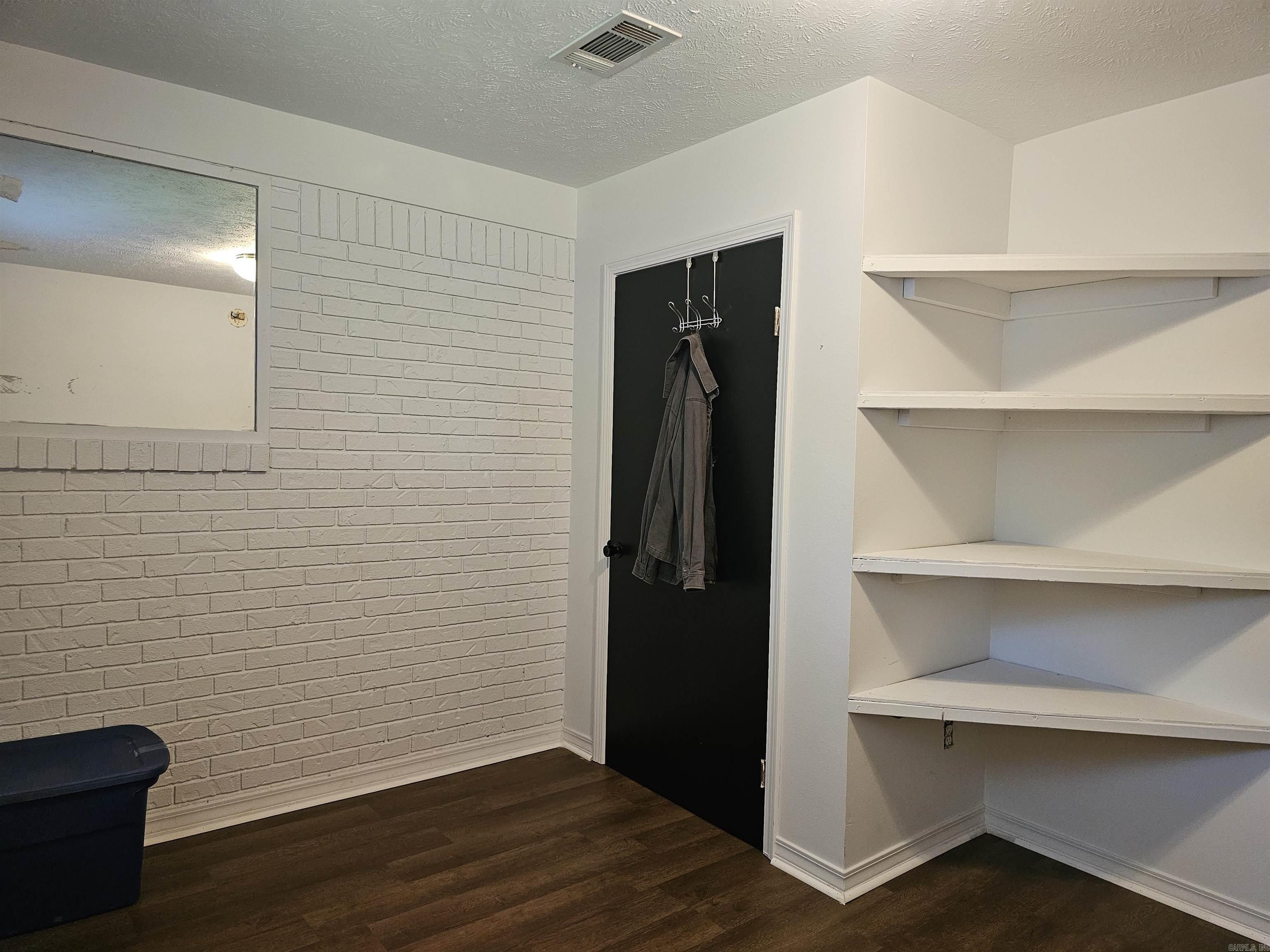 Clinton Original - Residential