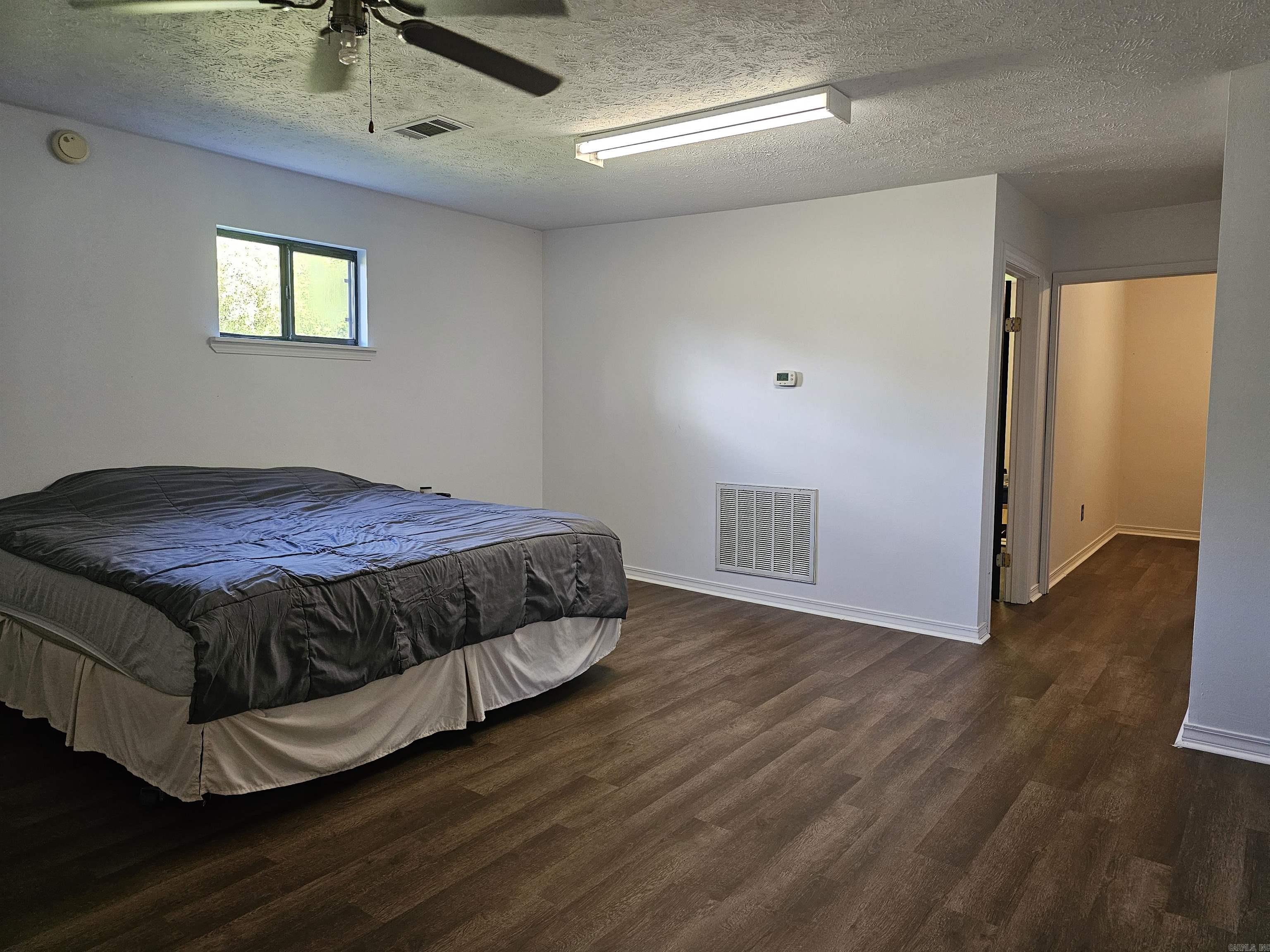 Clinton Original - Residential