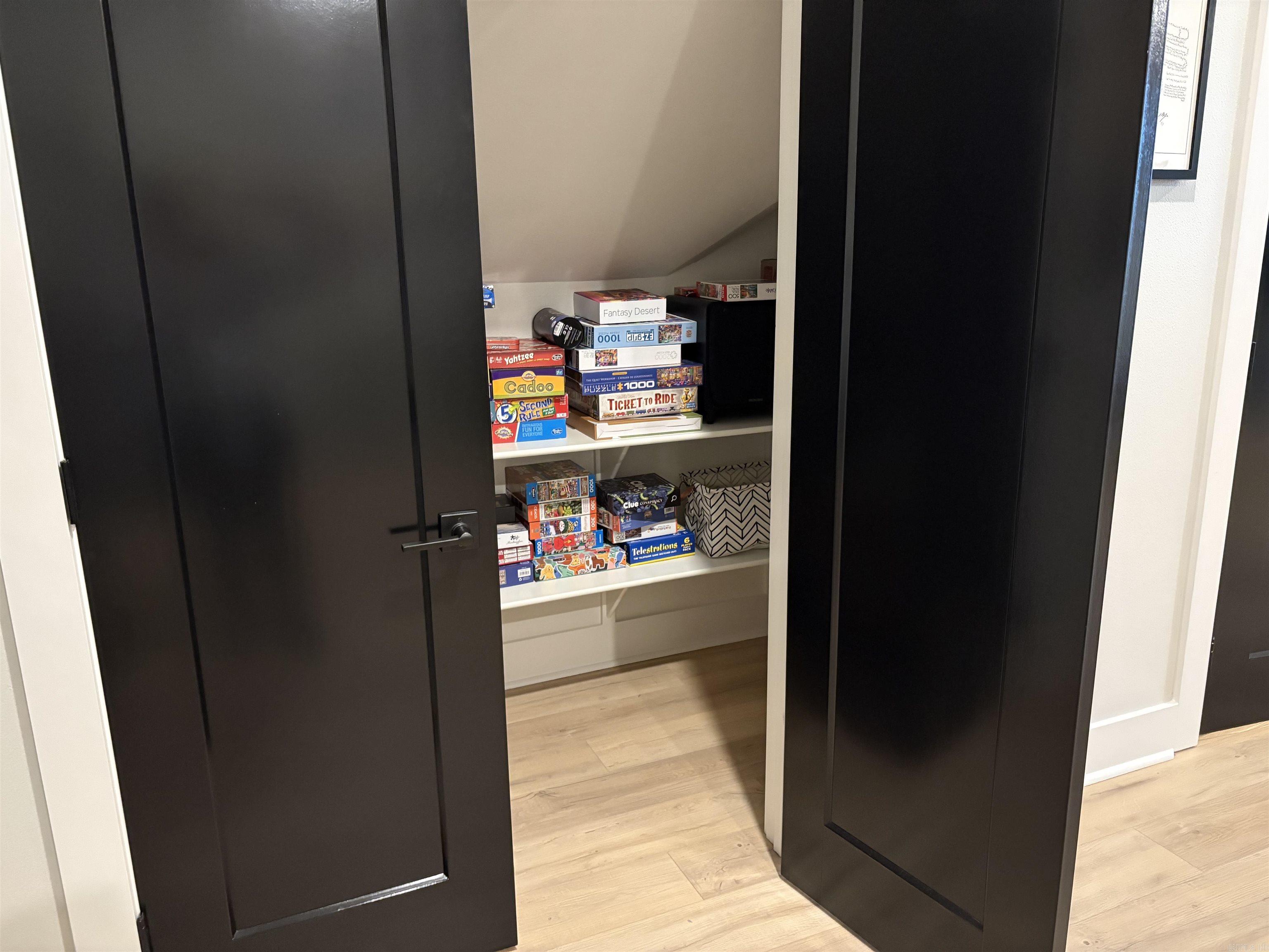 WINTERBROOK - Residential