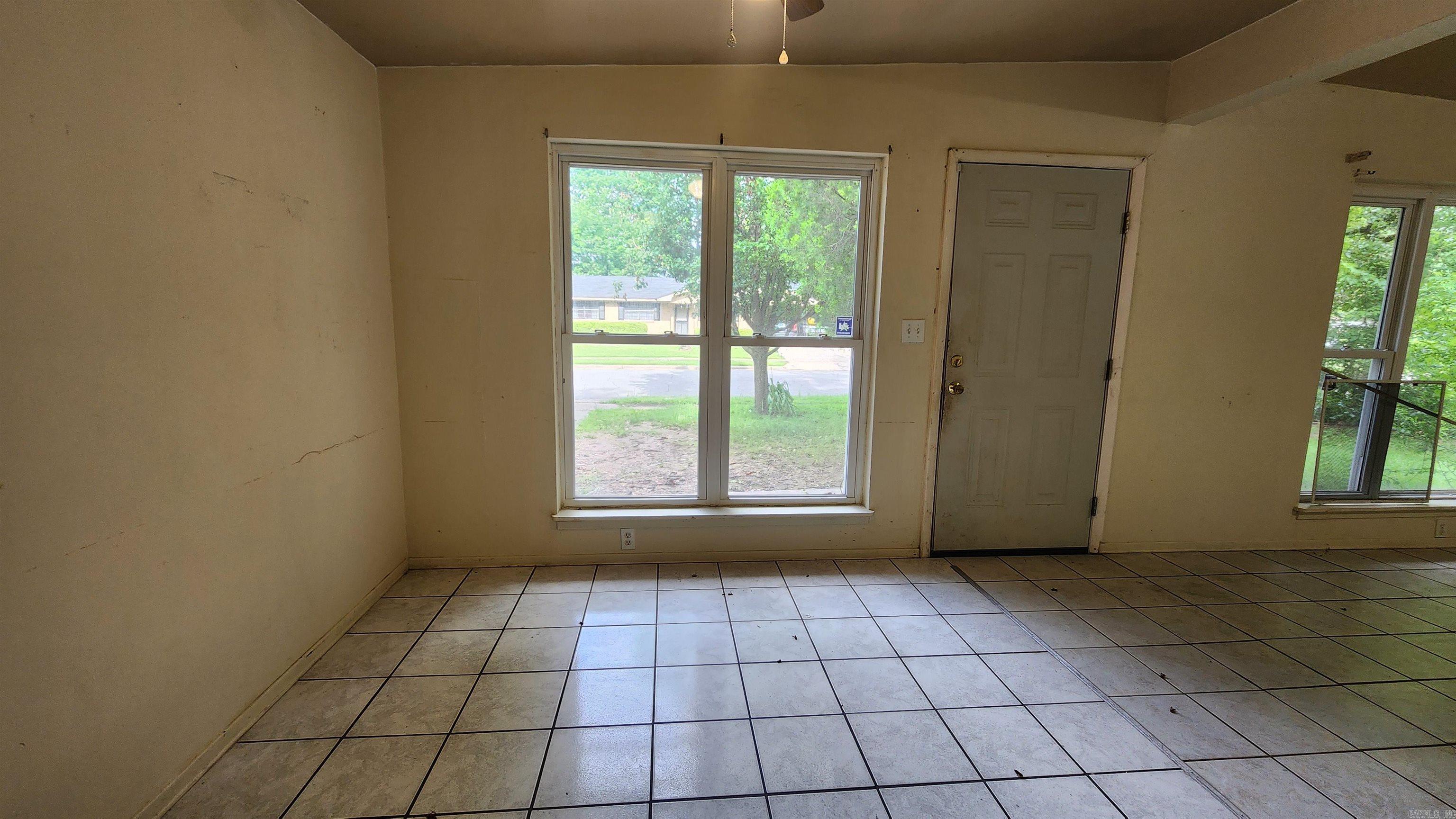 BELMONT - Residential