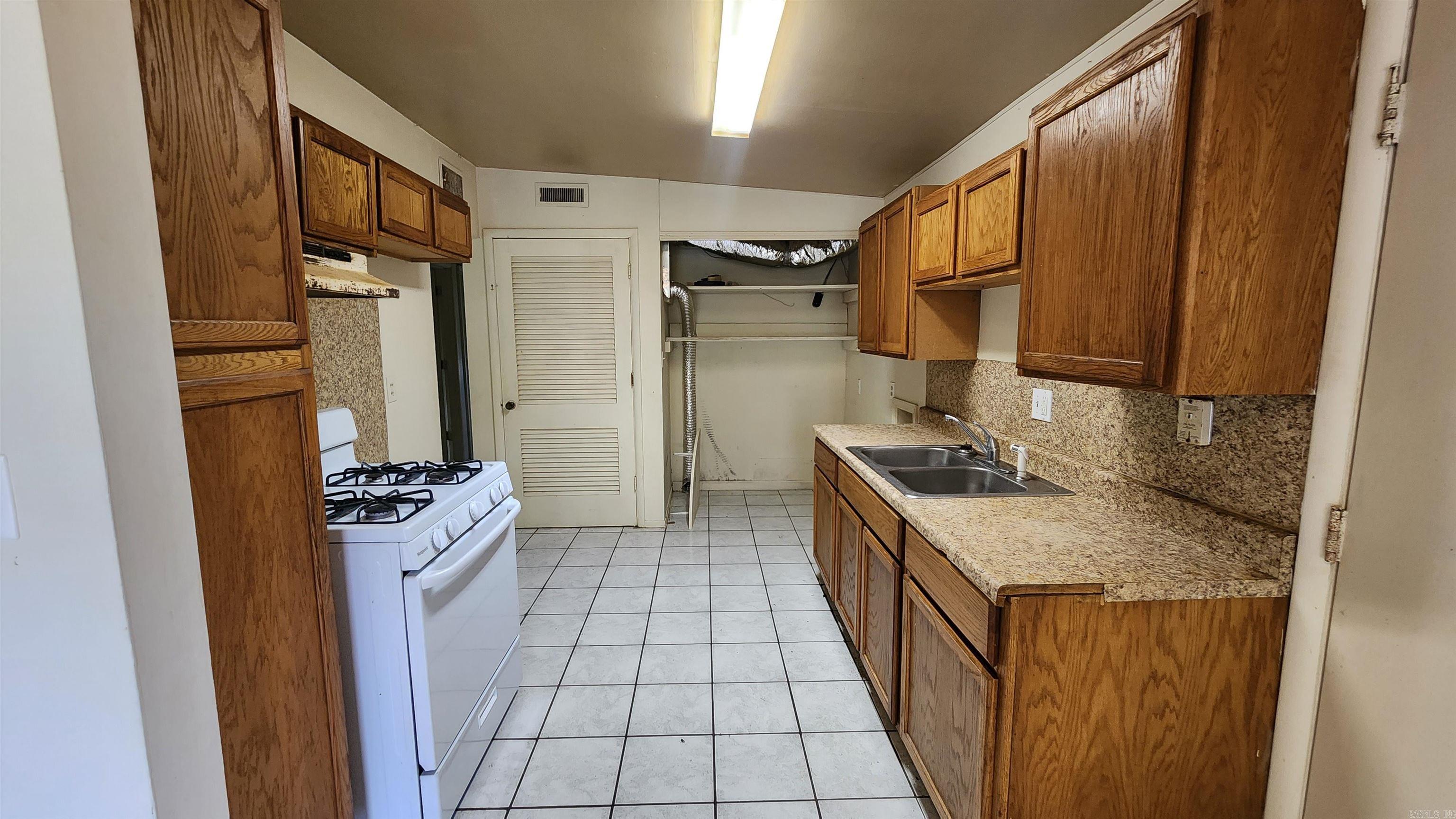 BELMONT - Residential