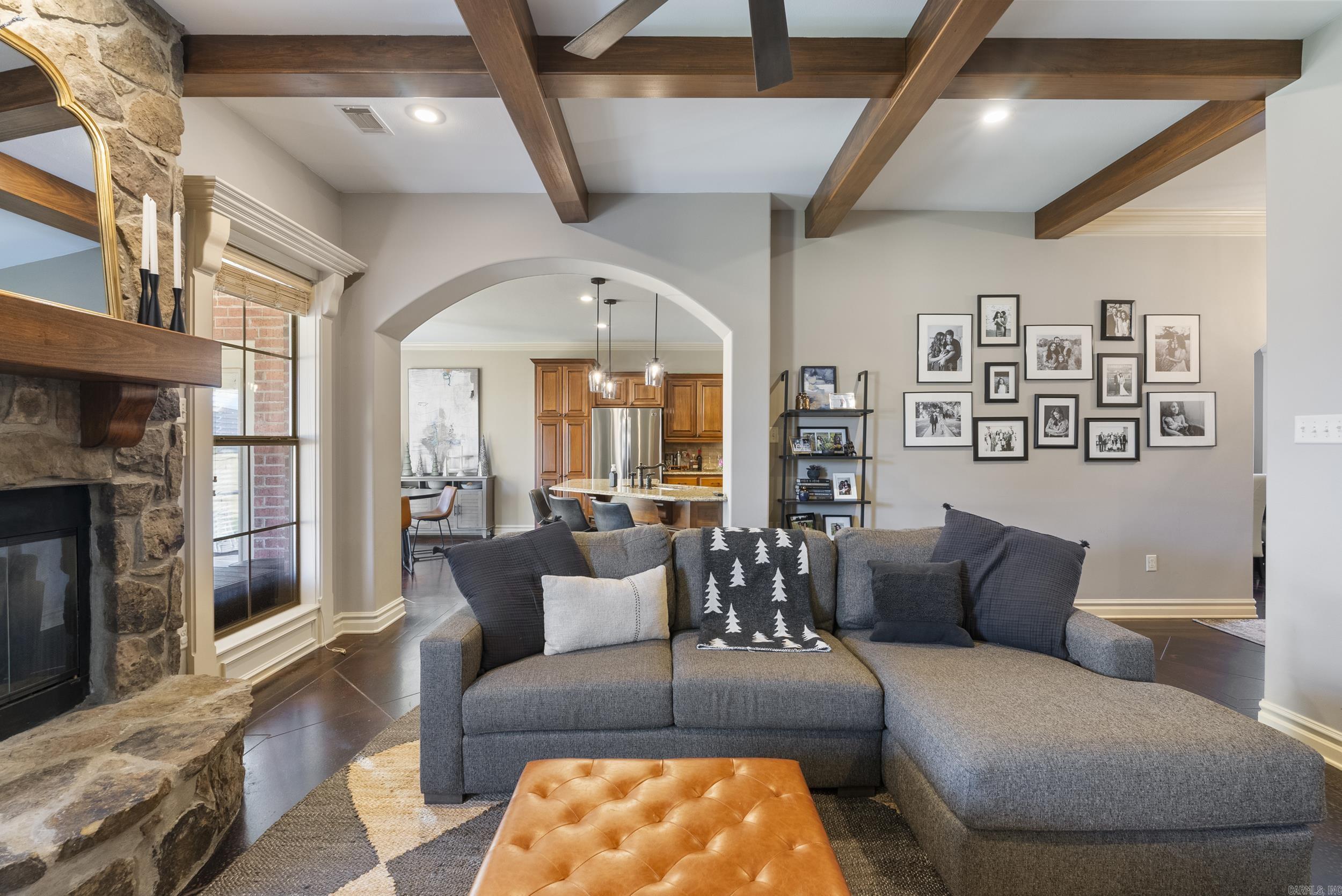 FIELDSTONE - Residential