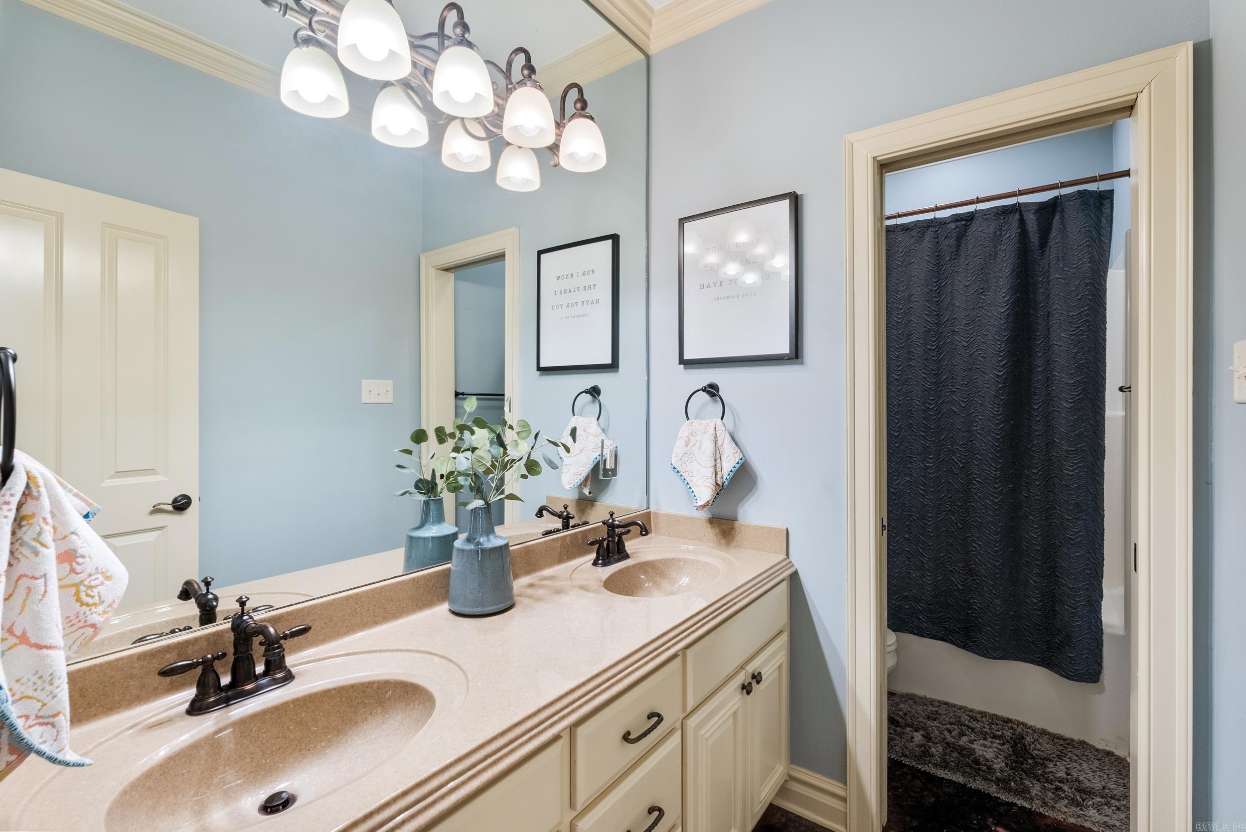 FIELDSTONE - Residential