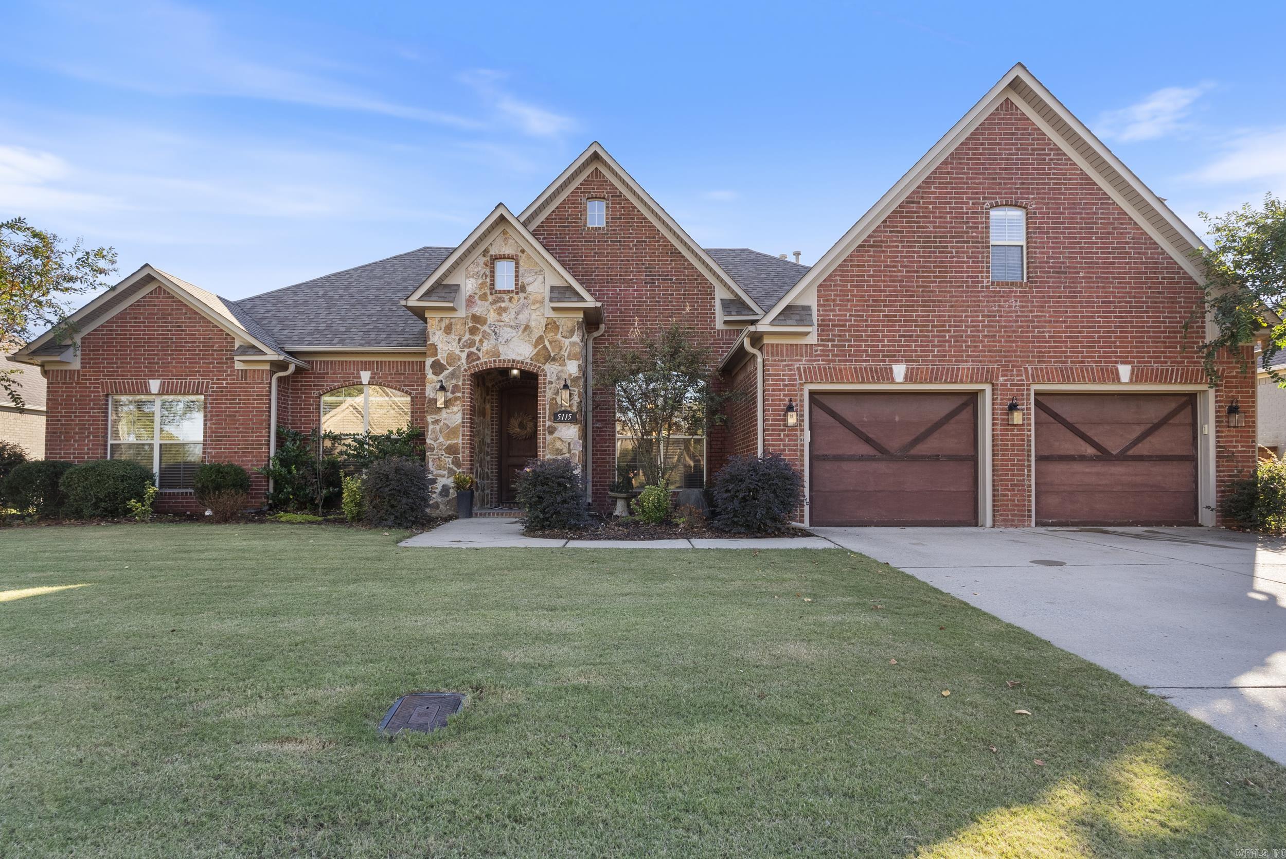 FIELDSTONE - Residential