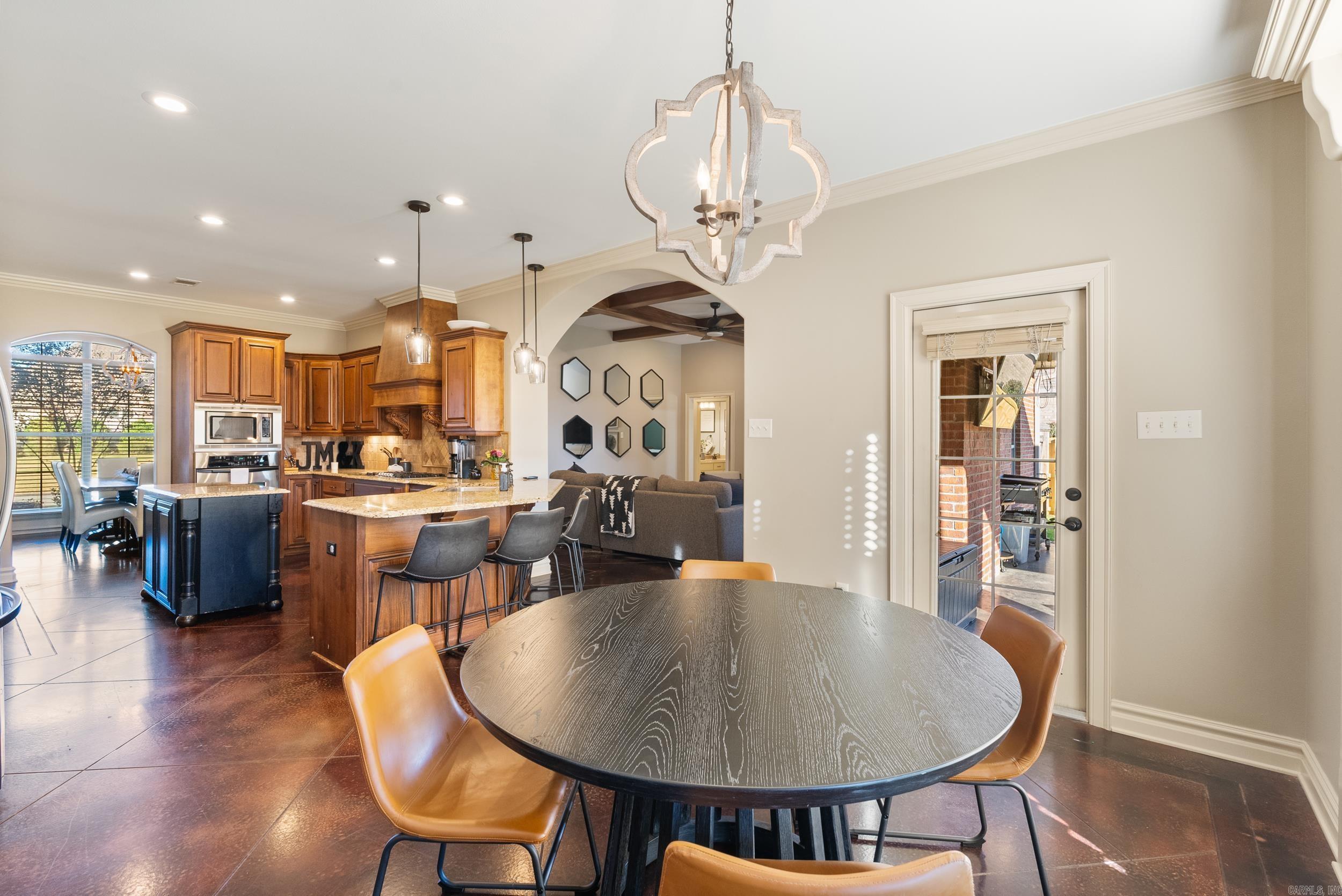 FIELDSTONE - Residential