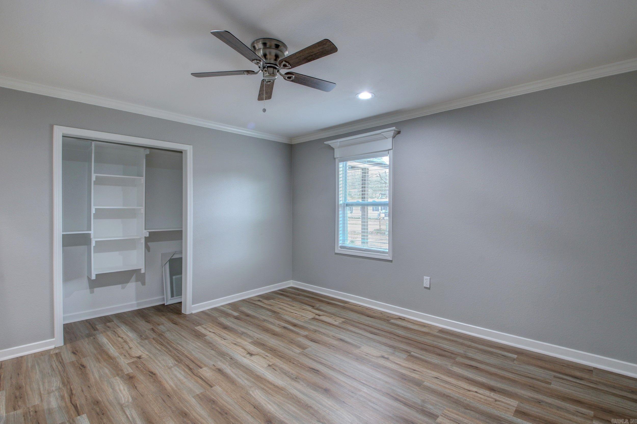 REGENCY HILLS - Residential