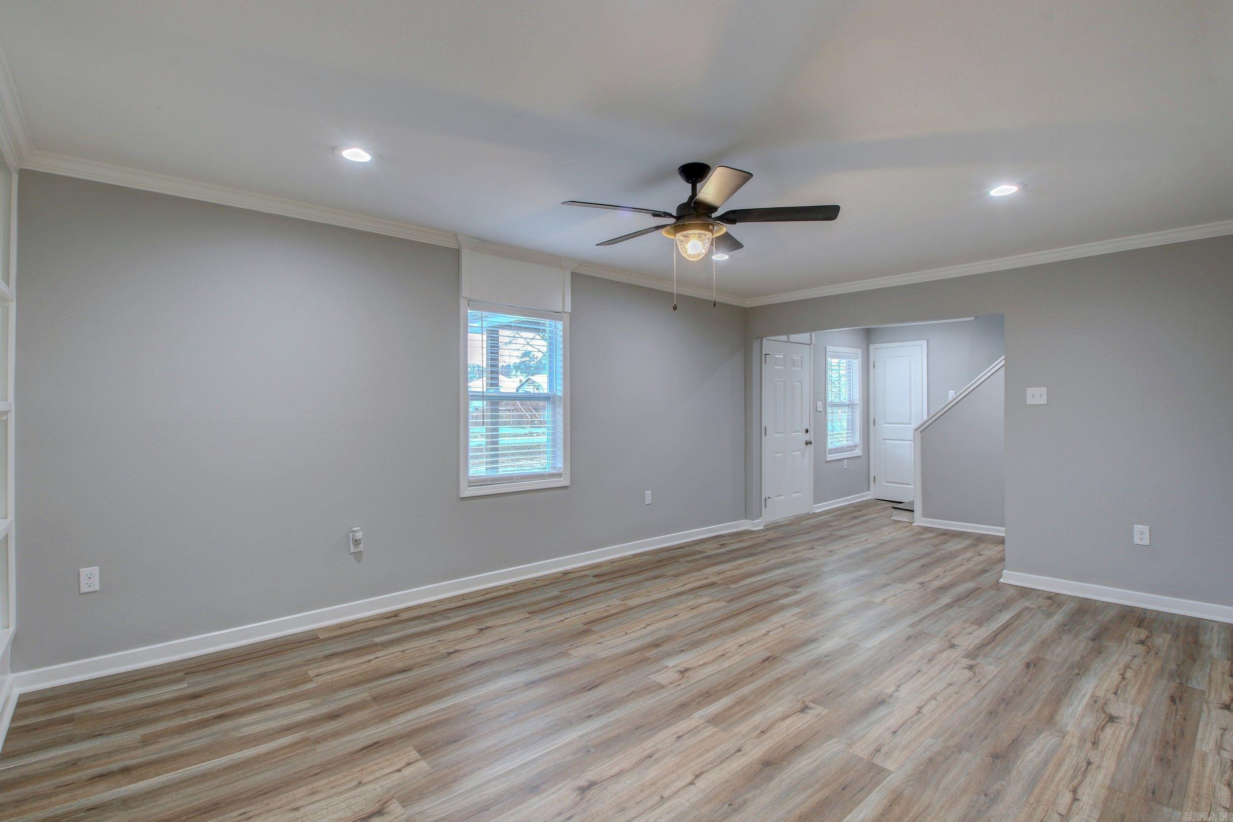 REGENCY HILLS - Residential