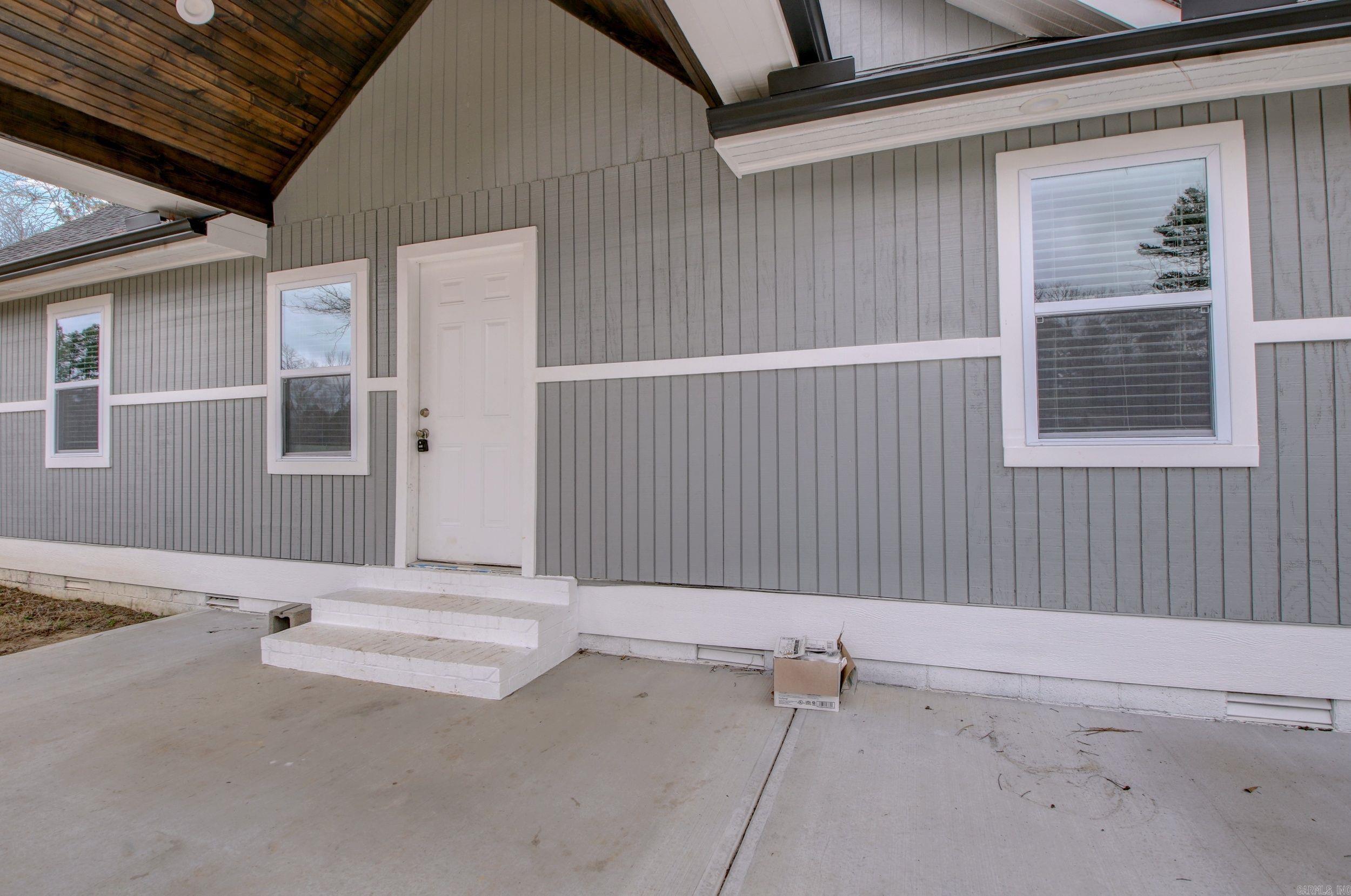 REGENCY HILLS - Residential