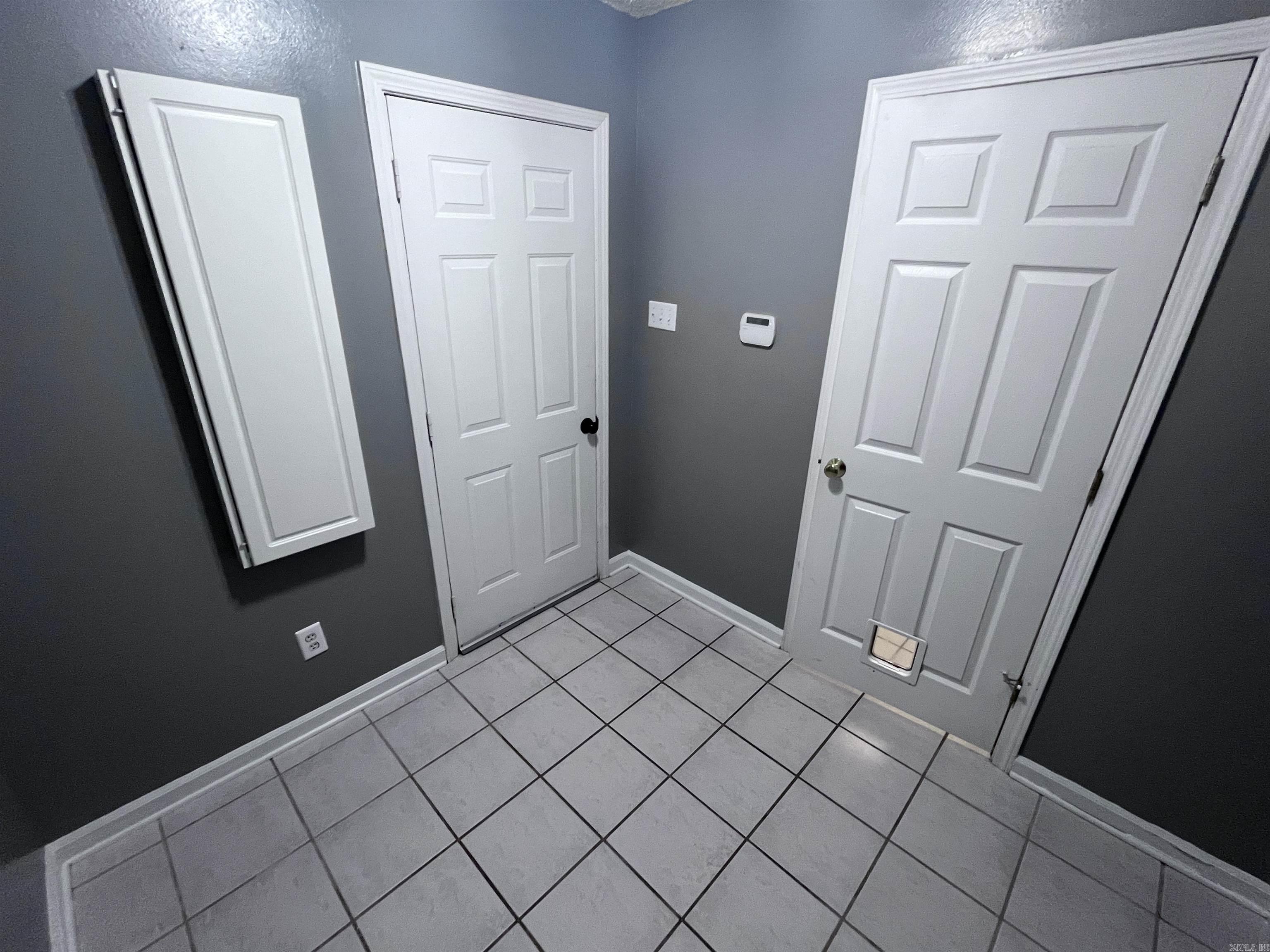 Shaded Oaks - Residential Lease